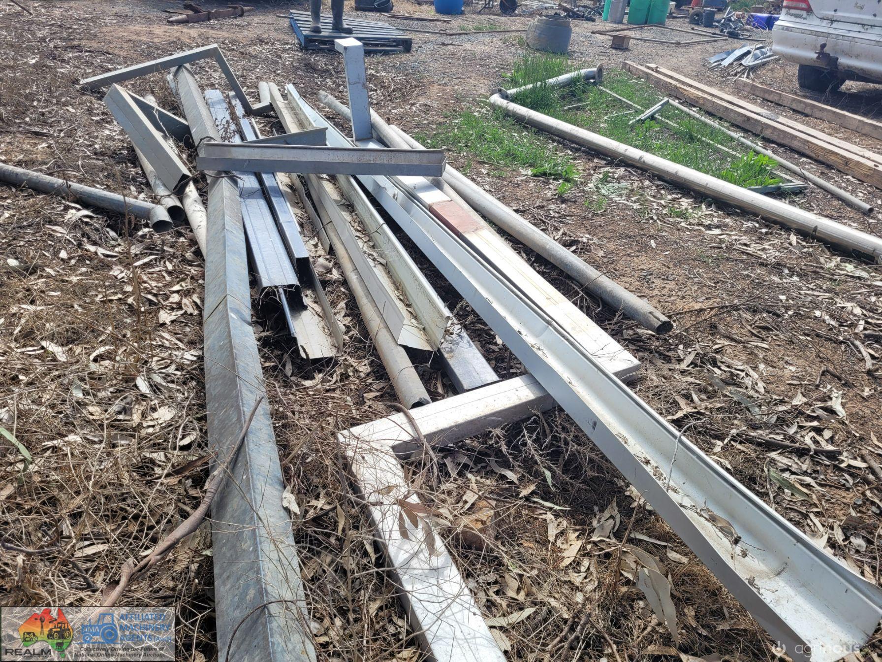 Assorted Gutters & Down Pipes