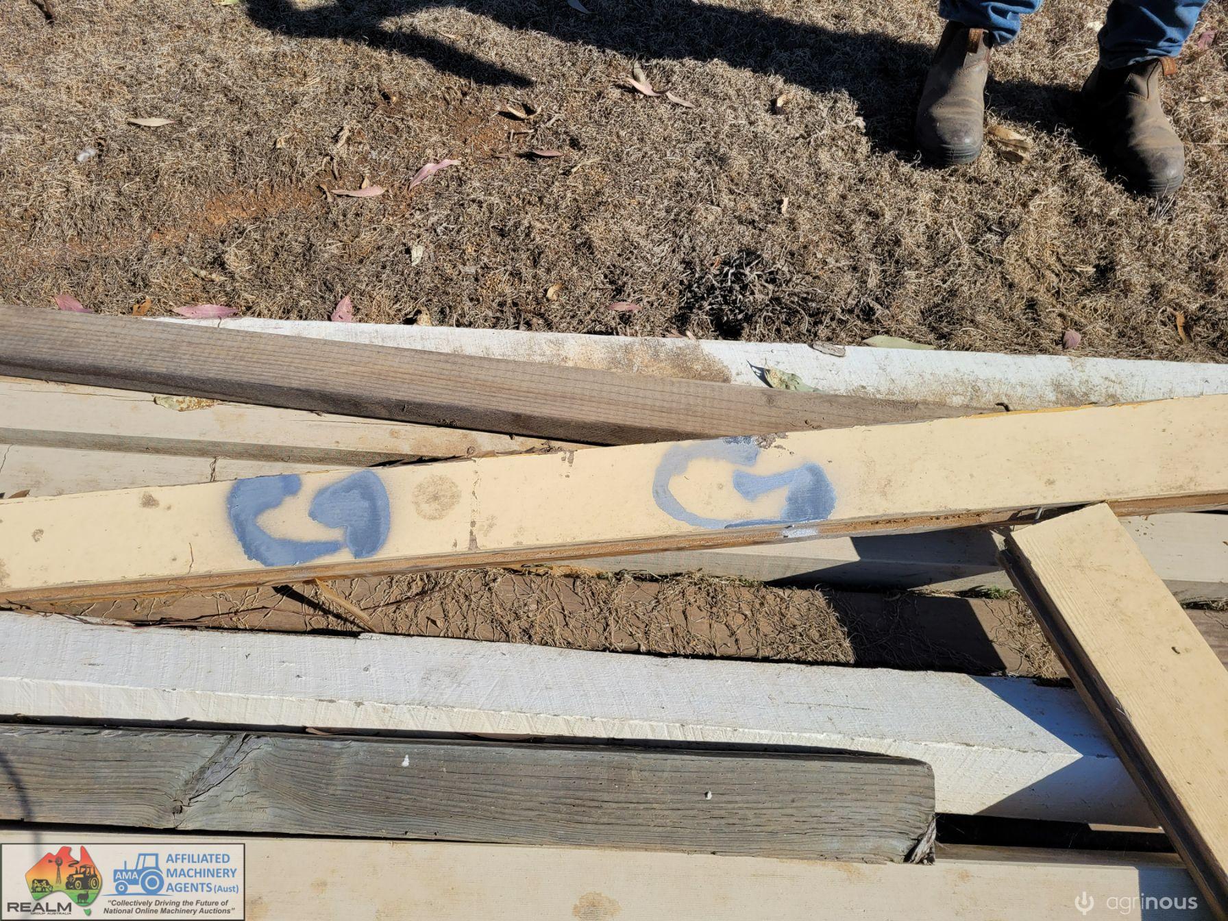 Timber & Verandah Posts "G" - photo 2
