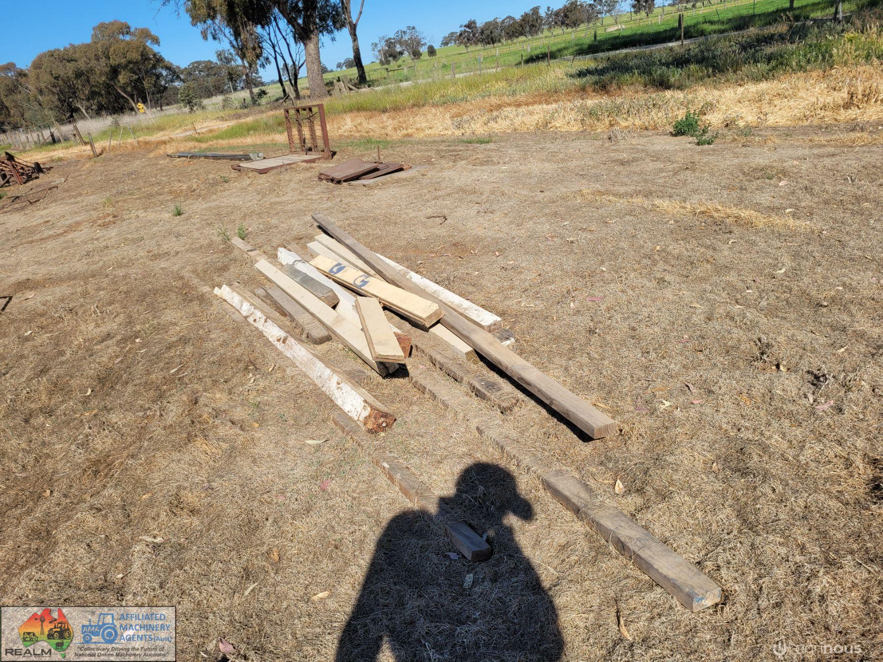 Timber & Verandah Posts "G" - photo 3