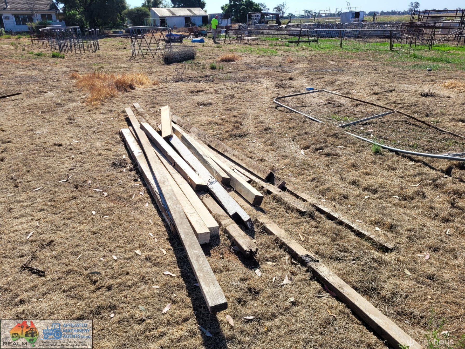 Timber & Verandah Posts "G"