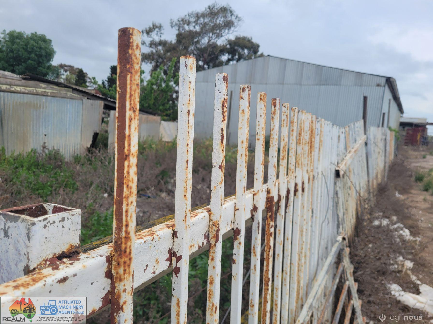 9x Steel Pool Fence Panels (1.5m x 2.6m) - photo 6