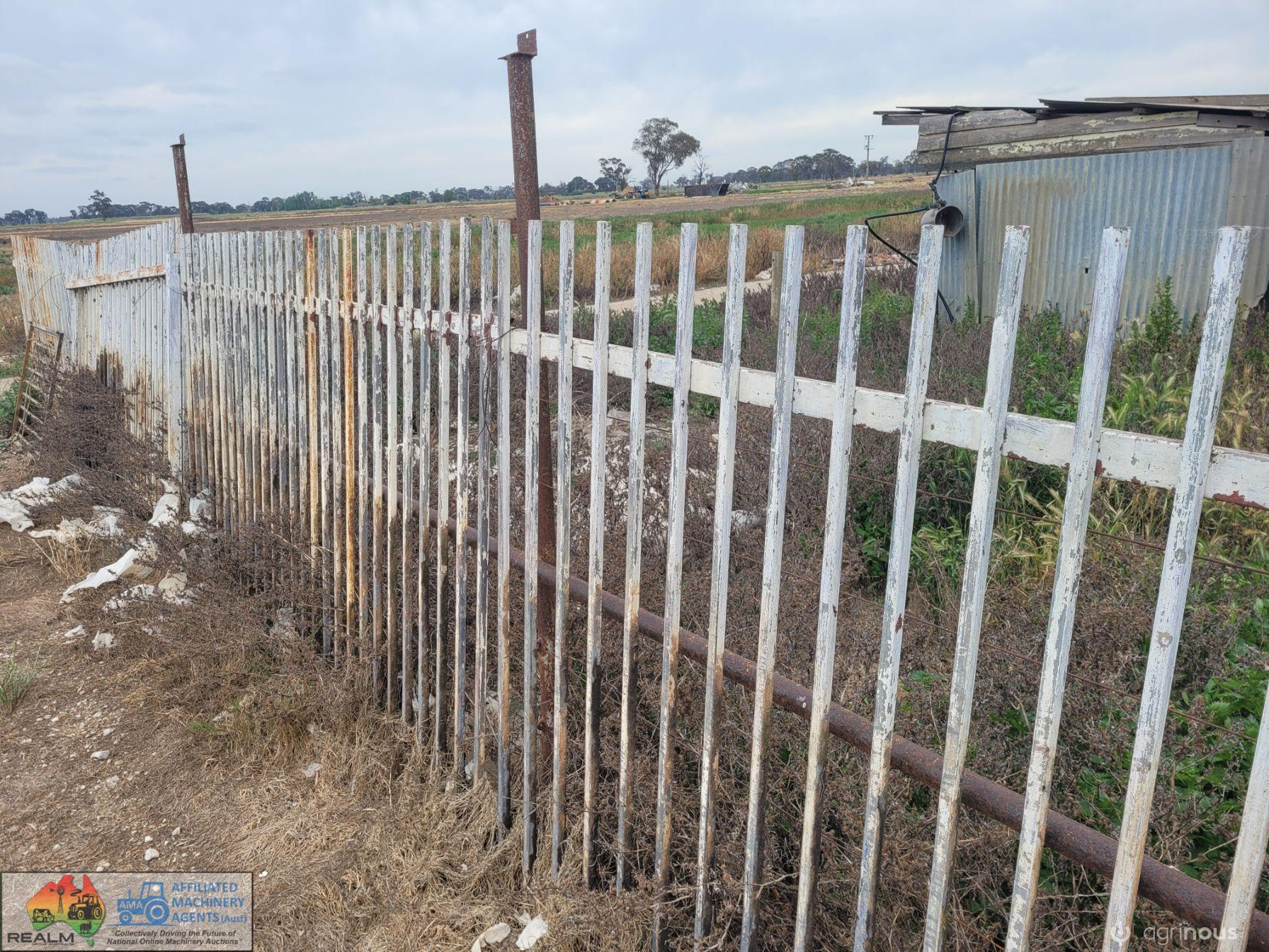 9x Steel Pool Fence Panels (1.5m x 2.6m) - photo 7