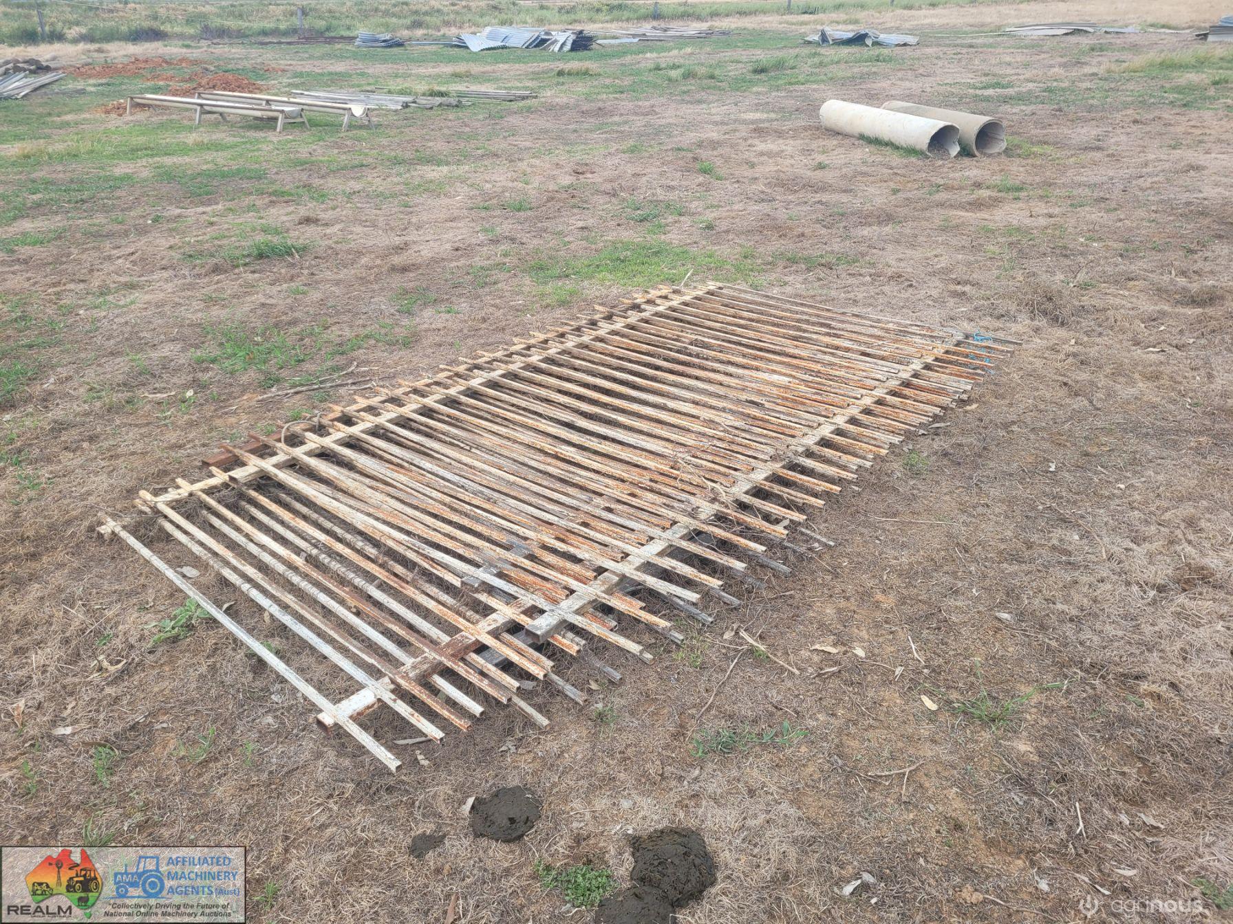 9x Steel Pool Fence Panels (1.5m x 2.6m) - photo 2