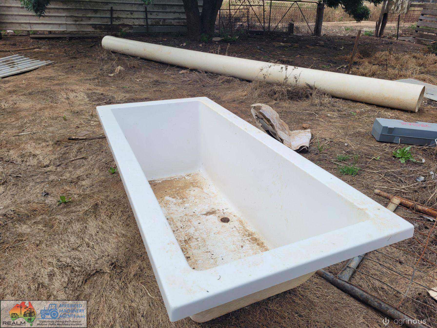 New Fibreglass Bath Tub (1800 x 800) - photo 6