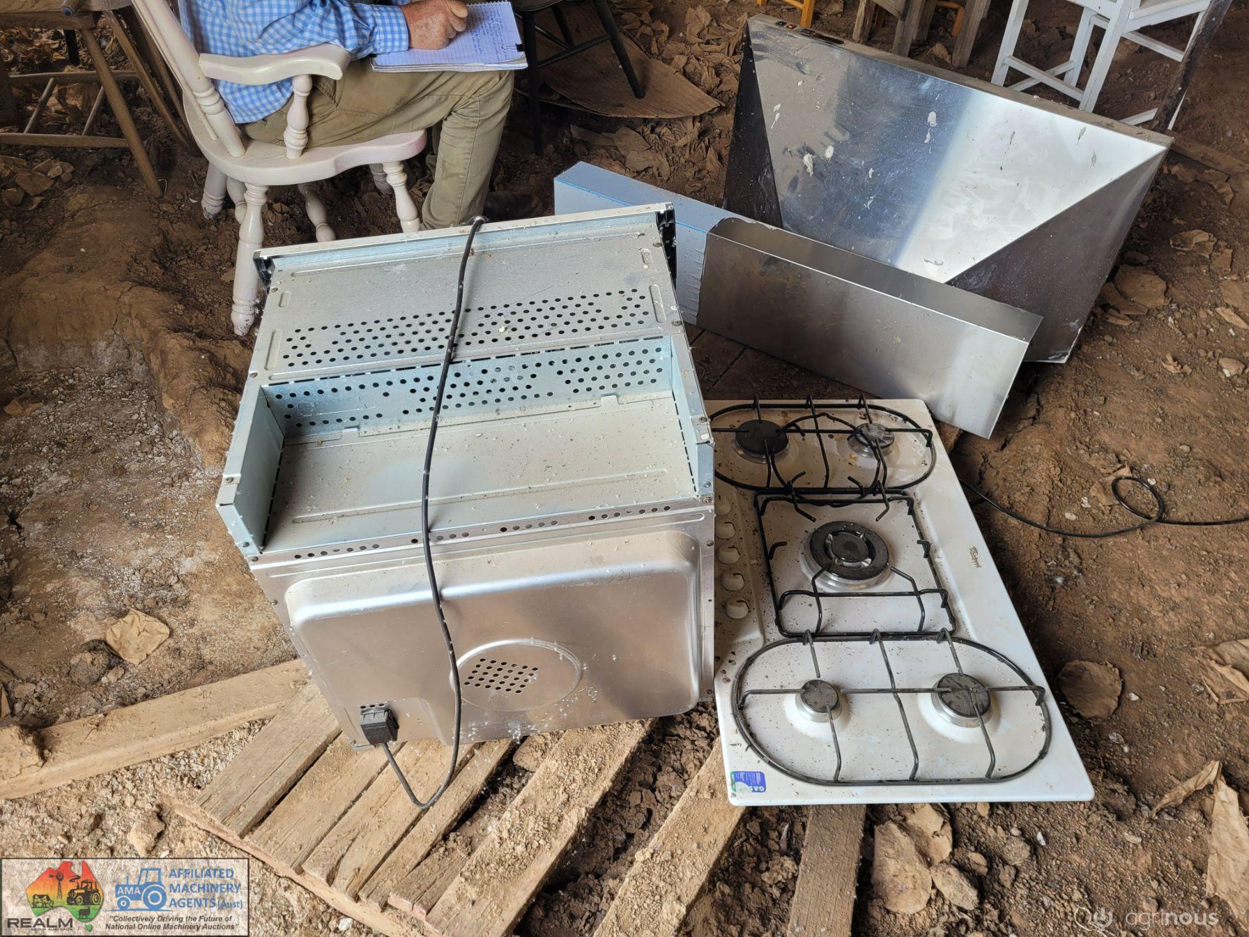 Working Elec. Oven, Gas Hotplate & Qasar Range Hood - photo 6