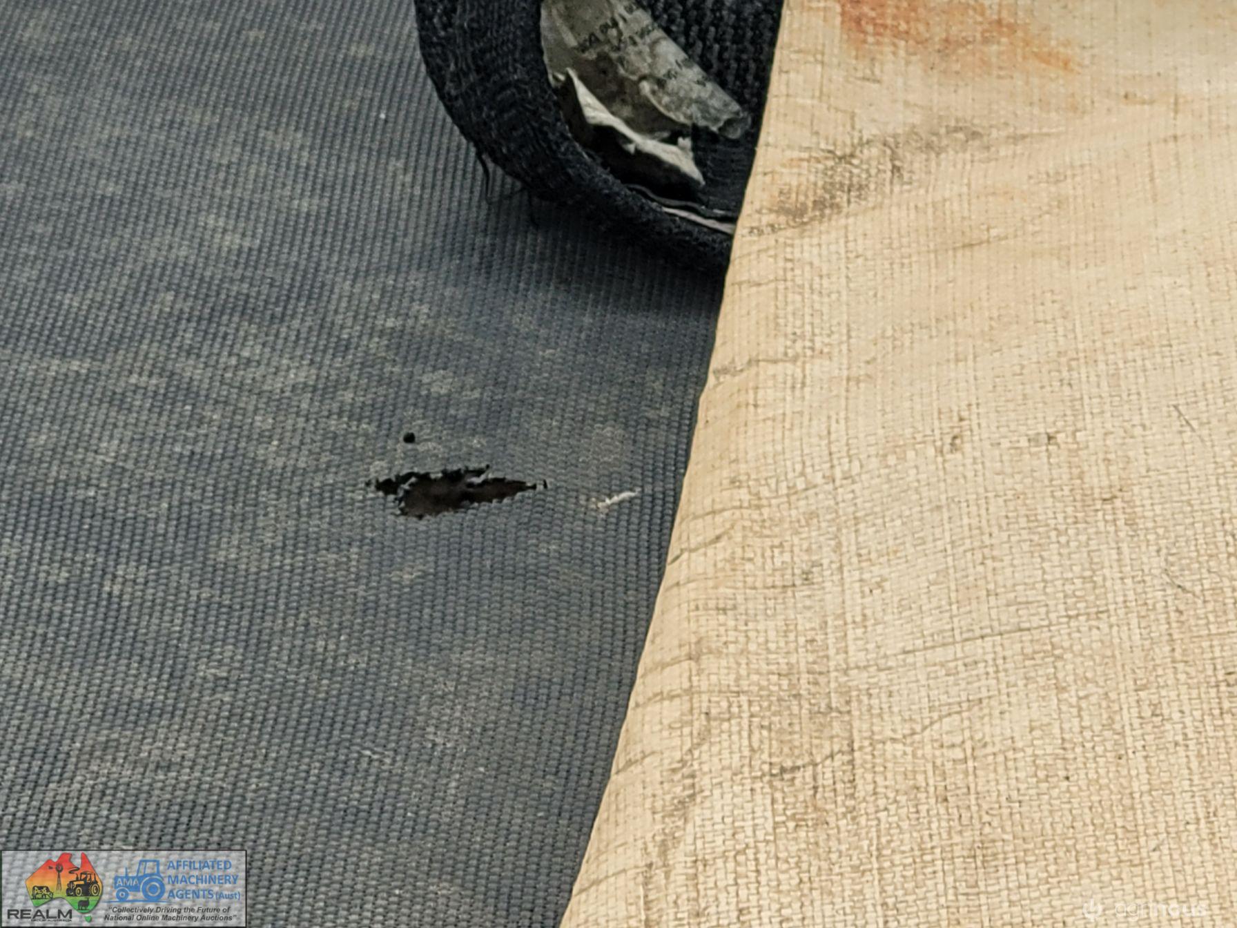 14ft Round Trampoline, with New Safety Net - photo 5