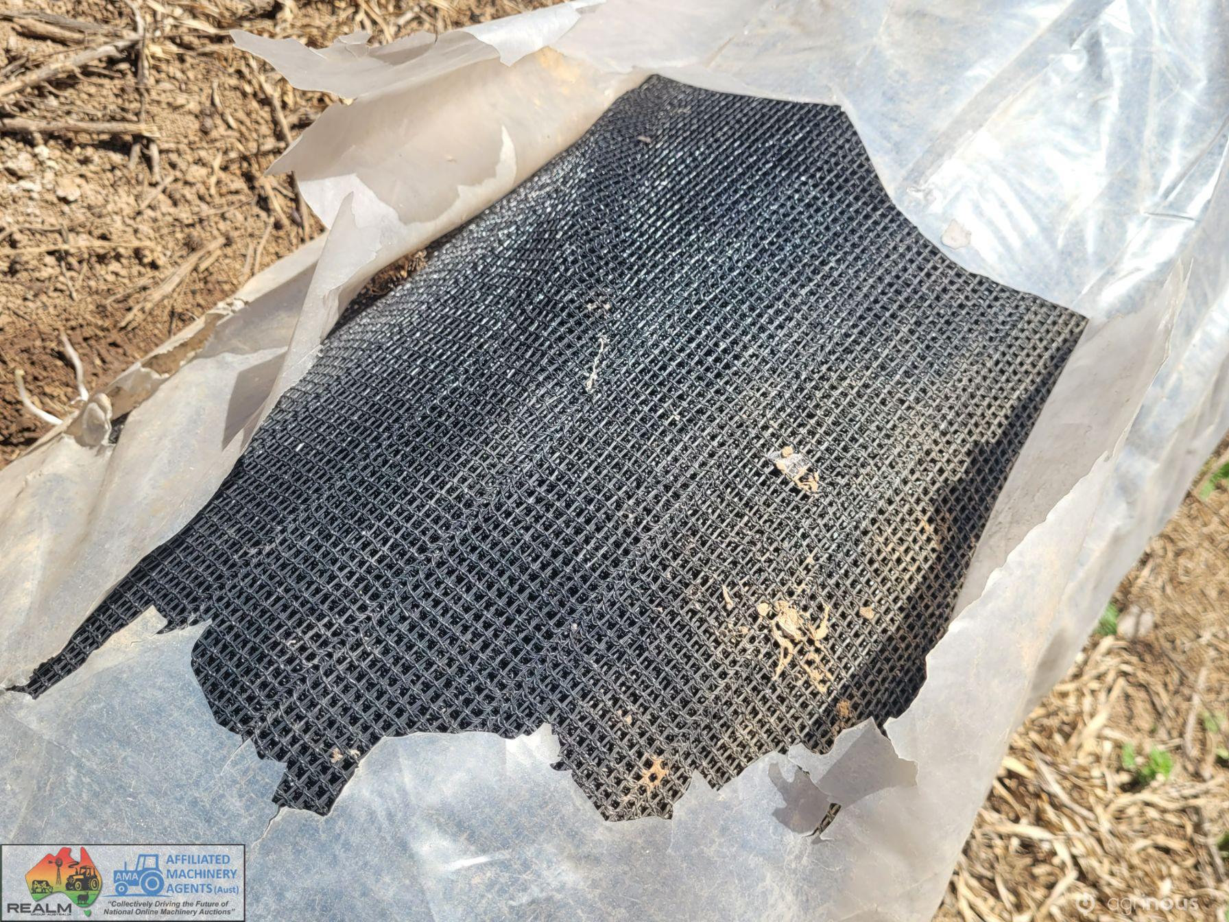 New 5'6" Wide Roll of Shadecloth/Windbreak (Black) - photo 3