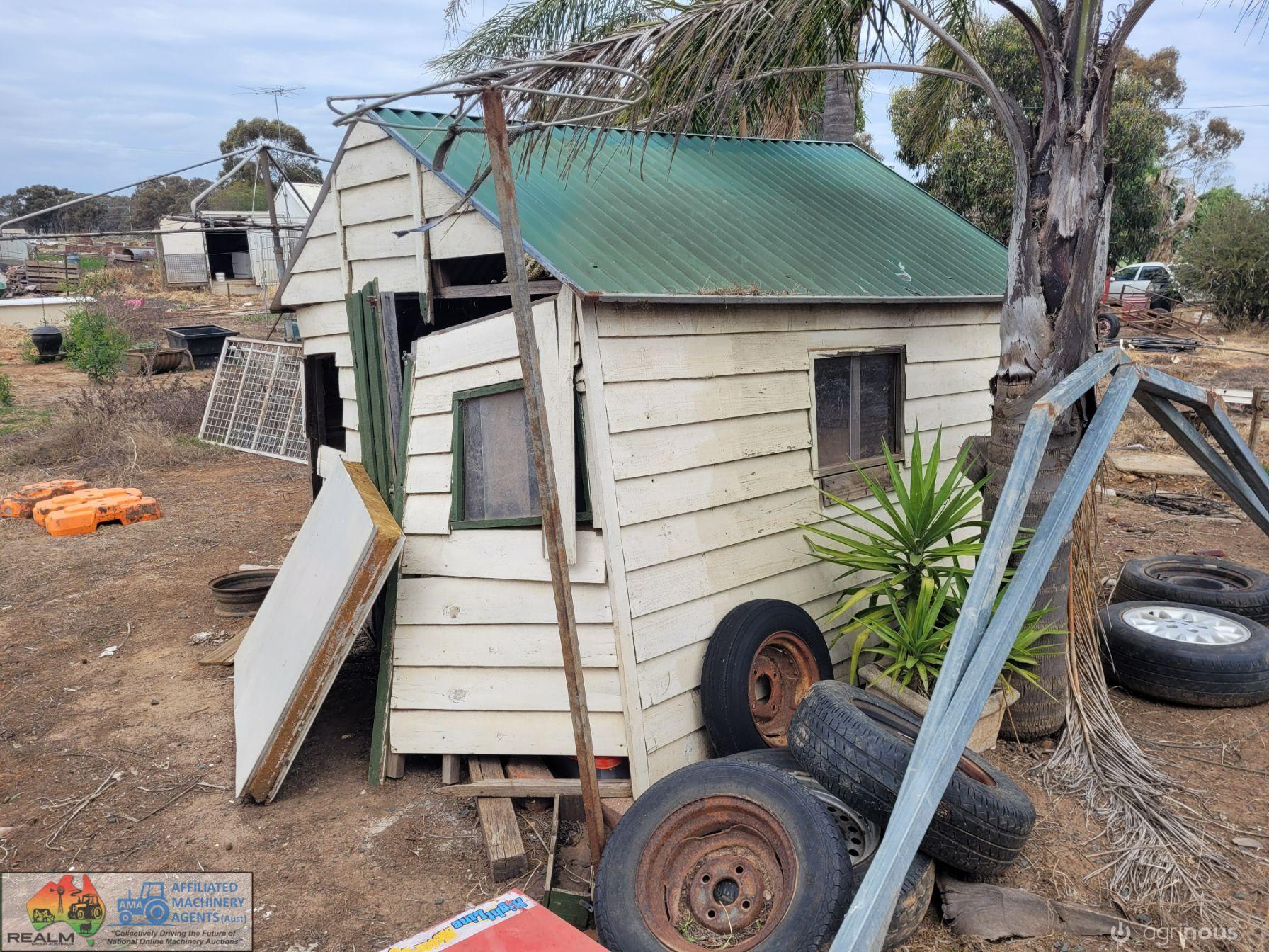 Timber Cubby House - photo 2
