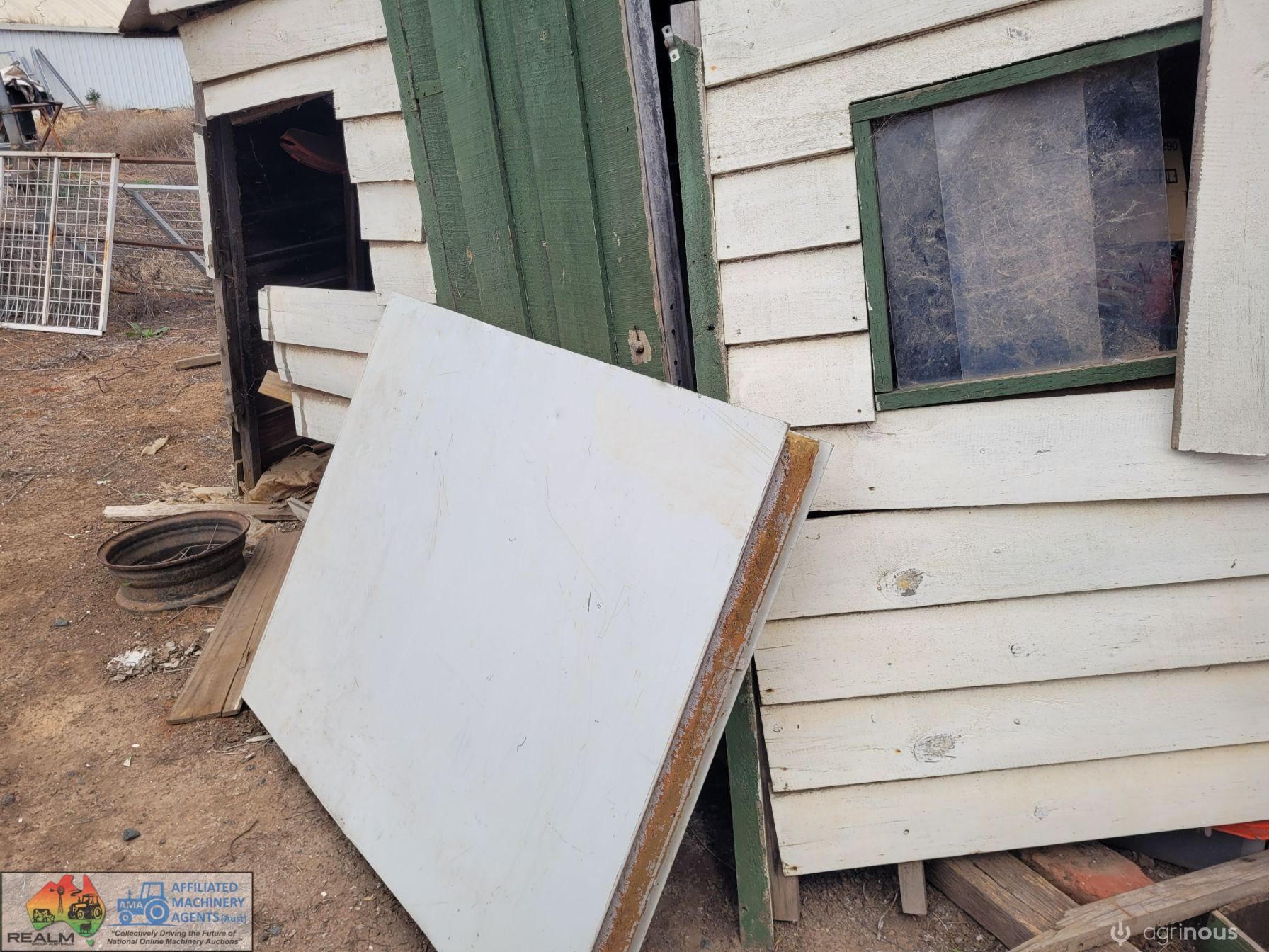 Timber Cubby House - photo 3