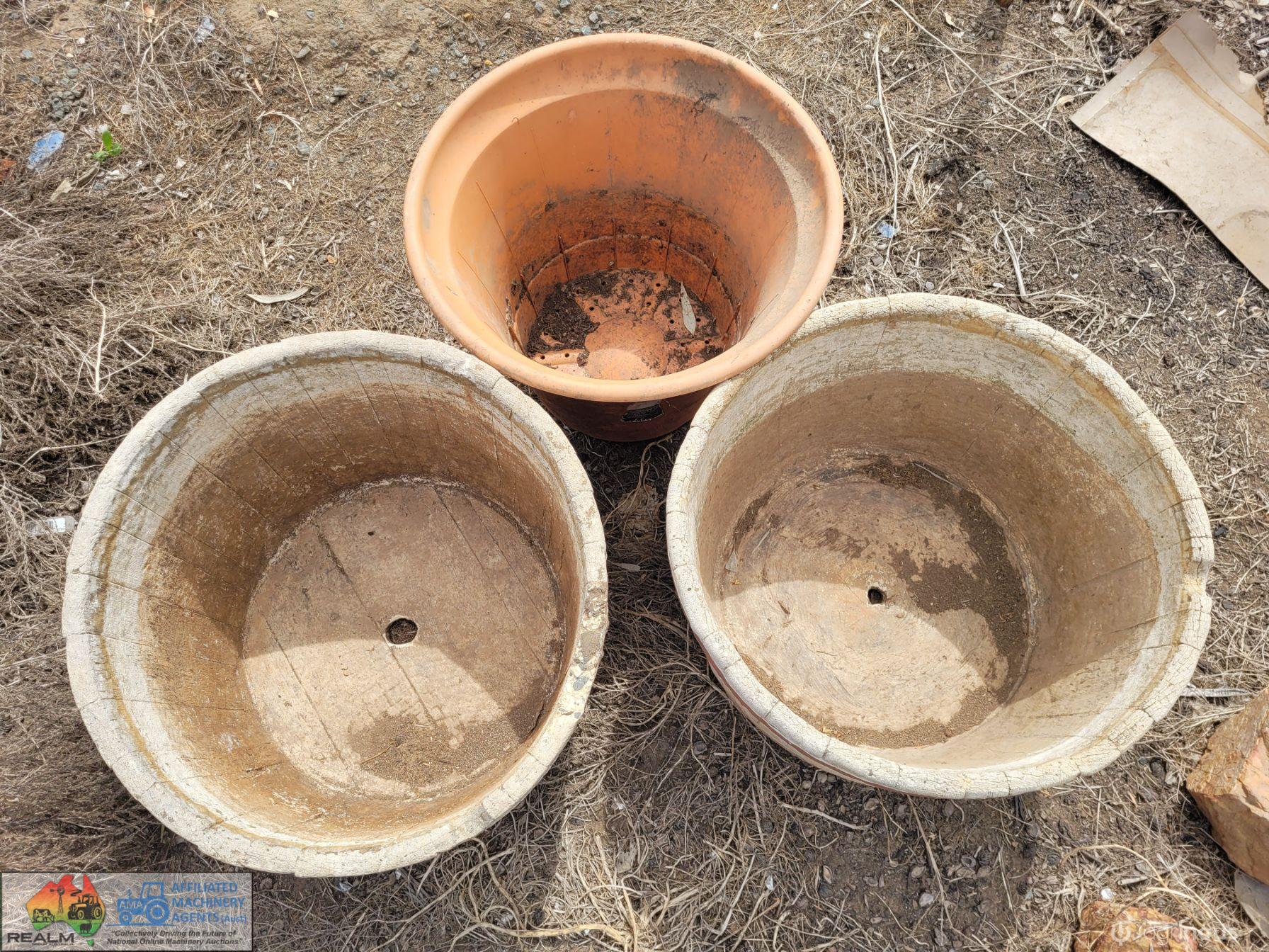 3x Large Planter Tubs - photo 3