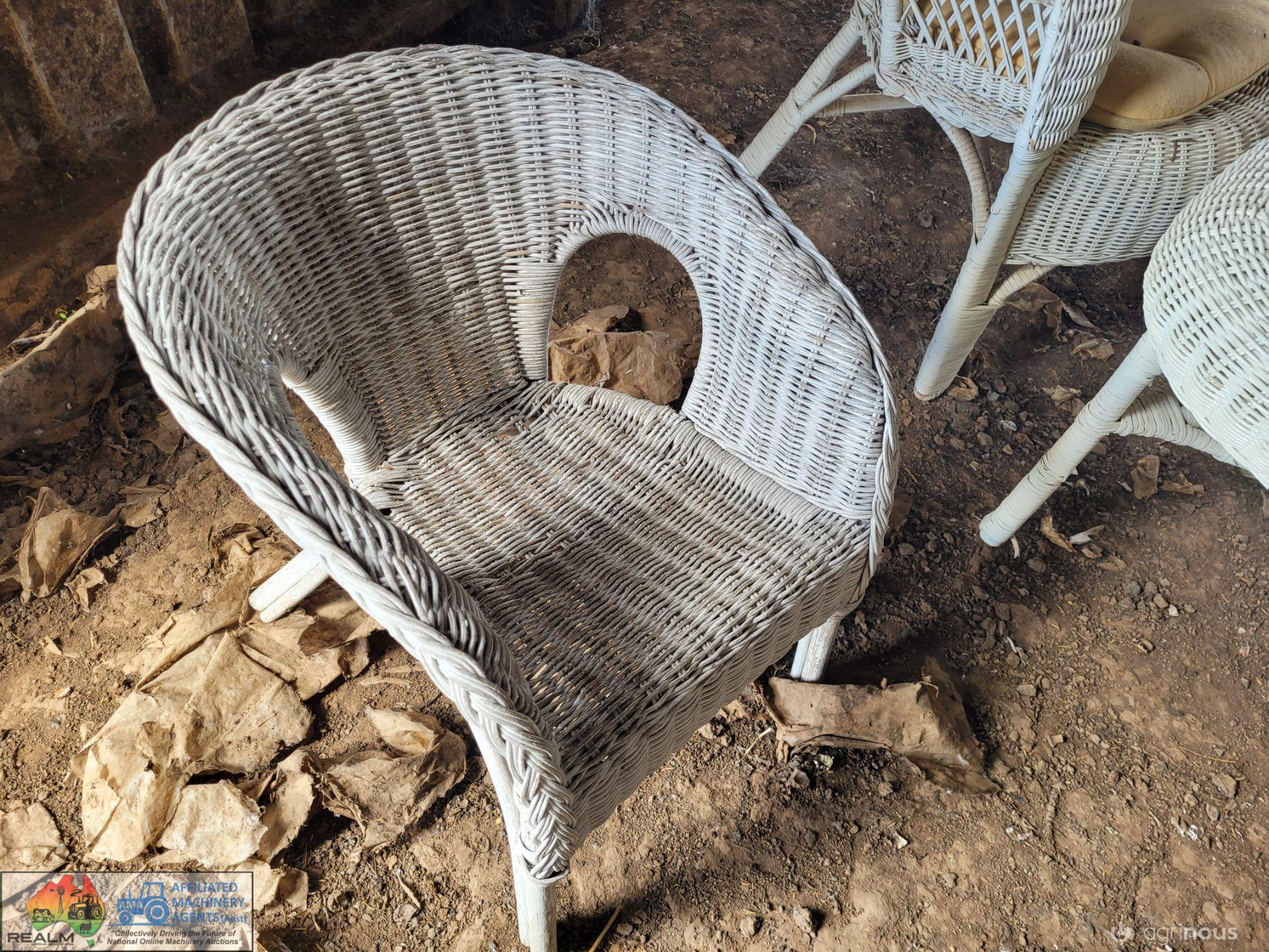 2x Cane Chairs, Coffee Table & Baby Seat - photo 2