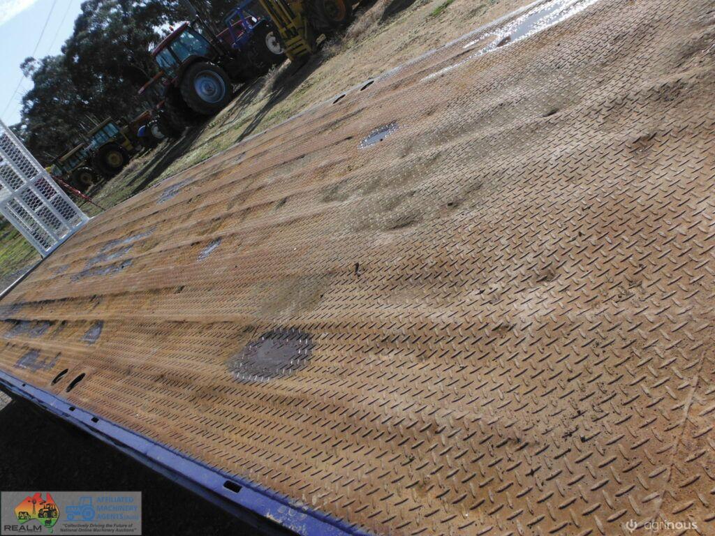 1991 Krueger Drop Deck Trailer (VIN: 6FH7105ABMM004008) - photo 8