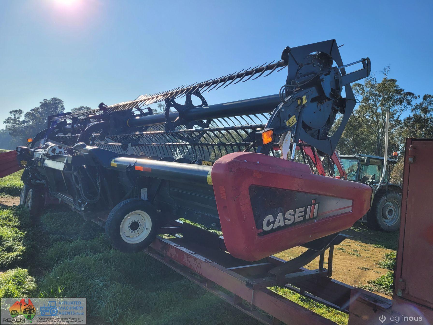 2011 Case 2162-35 Flexi Draper Front (VIN: YBZN28535) - photo 9