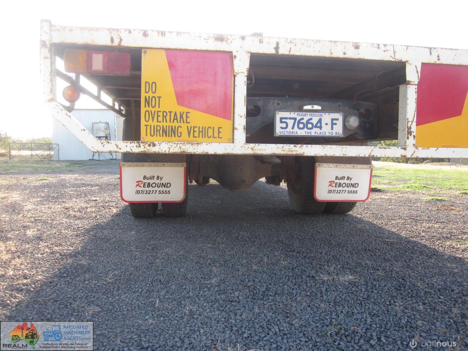 1990  International T2670 Tray Truck (22ft Tray) - photo 8