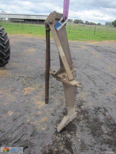 Massey Ferguson Ripper (Model 527 Subsoiler) - photo 2