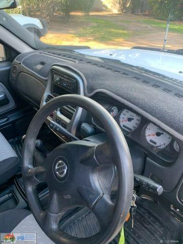 2004 Nissan Navara D22 Dual Cab Ute - photo 10