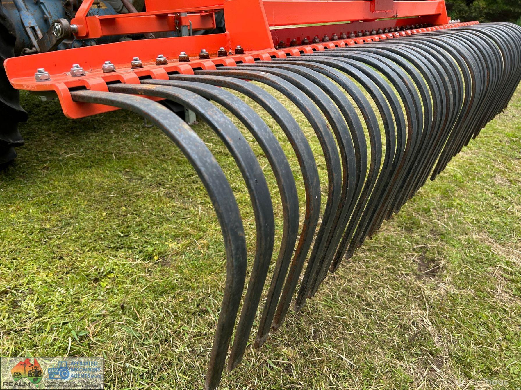 7ft Dissy 3PL H/duty adjustable Stick Rake - photo 3
