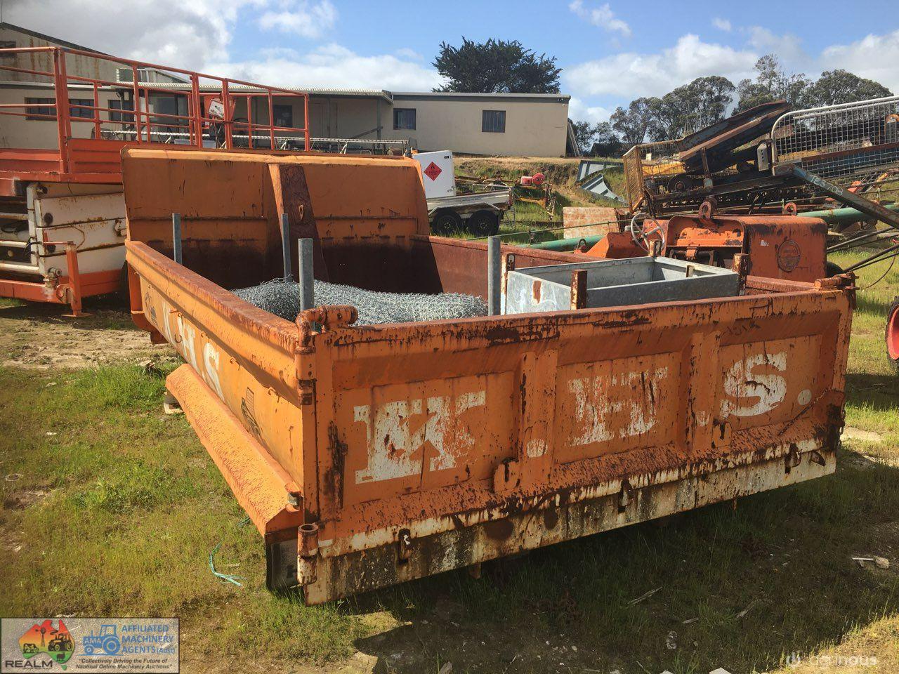 Quick Release Tipper Body (12ft x 8ft) - photo 2