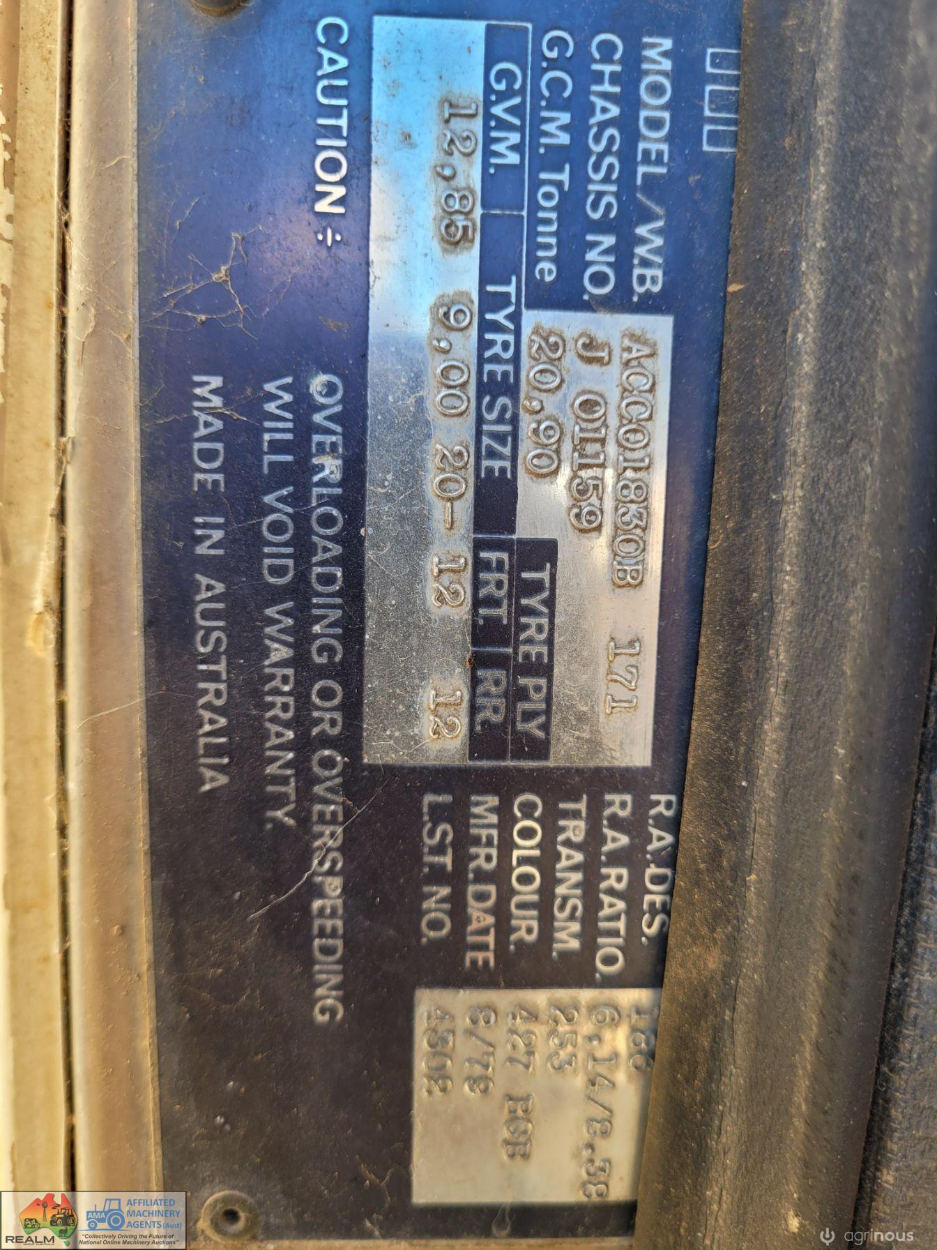 Diesel Acco 1830B Tip Truck - photo 11