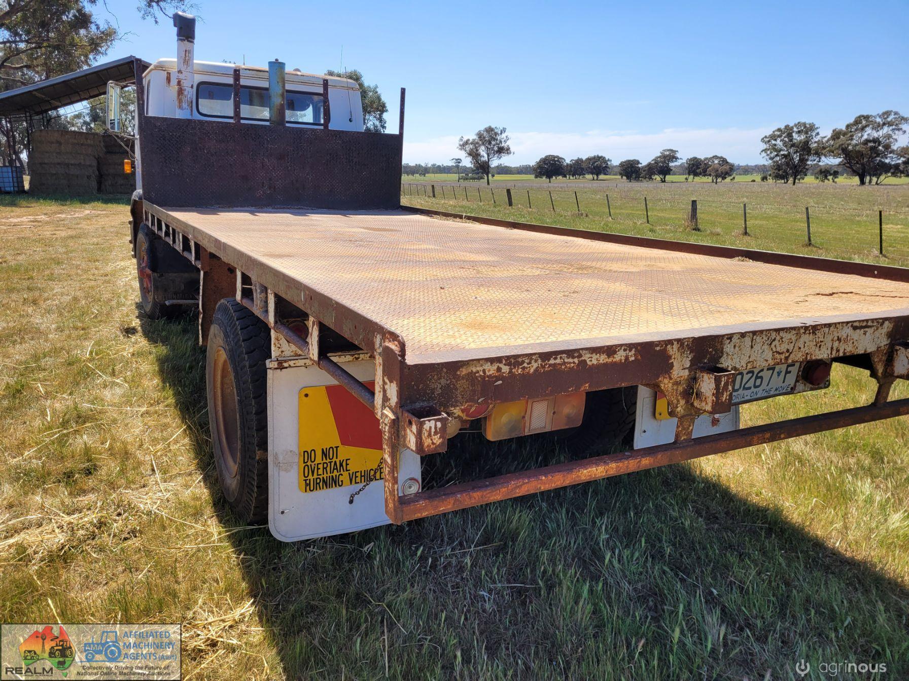 Diesel Acco 1830B Tip Truck - photo 3