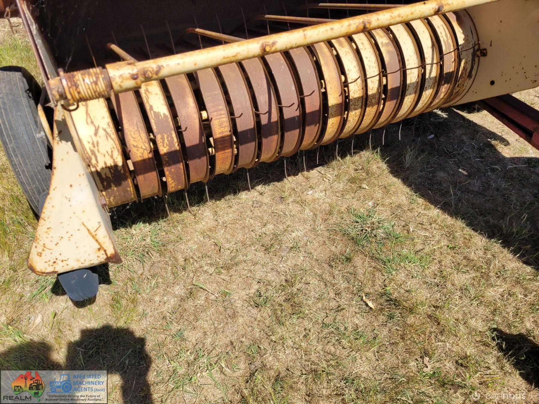 NH Super Hayliner 69 Square Baler - photo 6