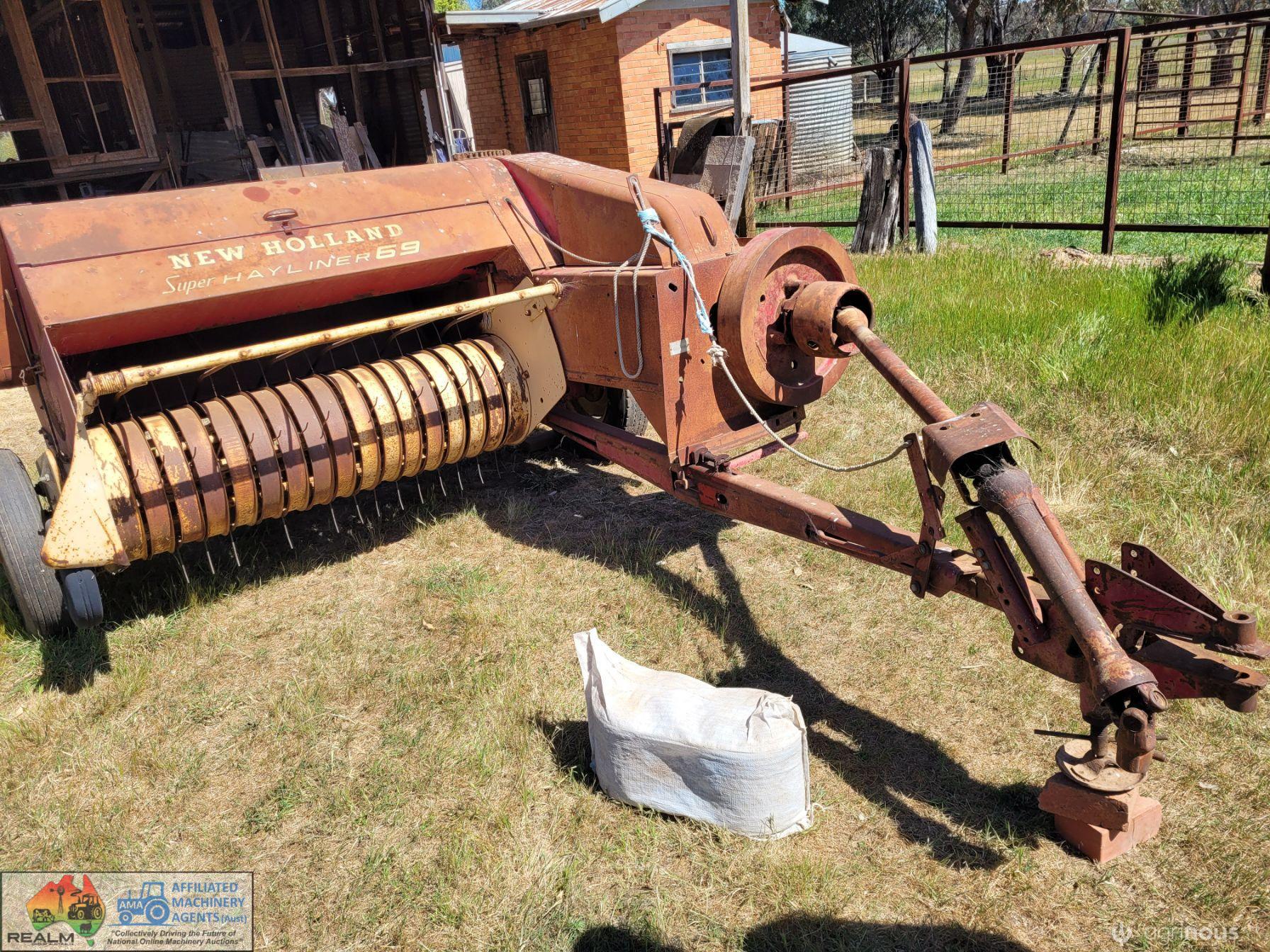 NH Super Hayliner 69 Square Baler - photo 5