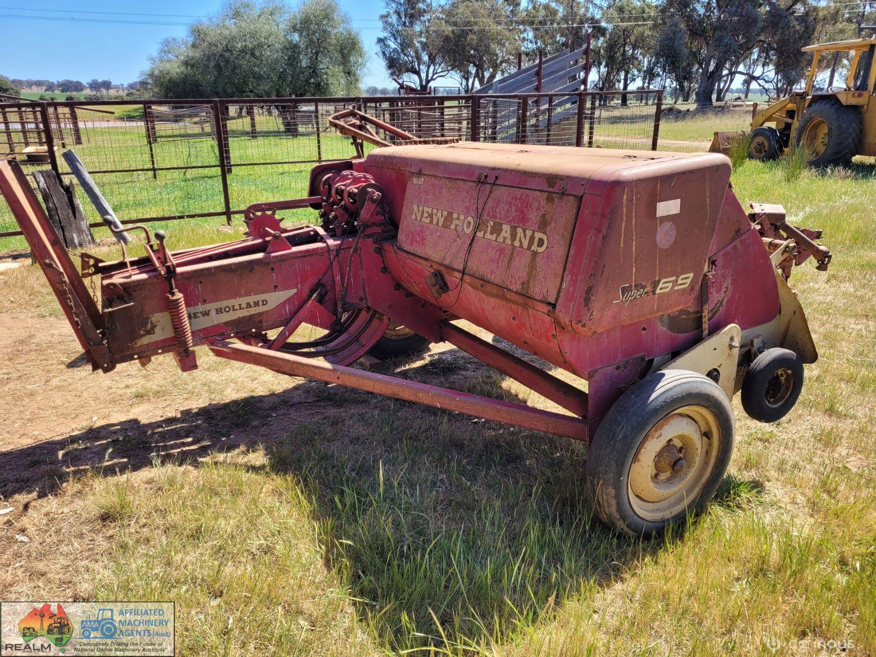NH Super Hayliner 69 Square Baler - photo 2