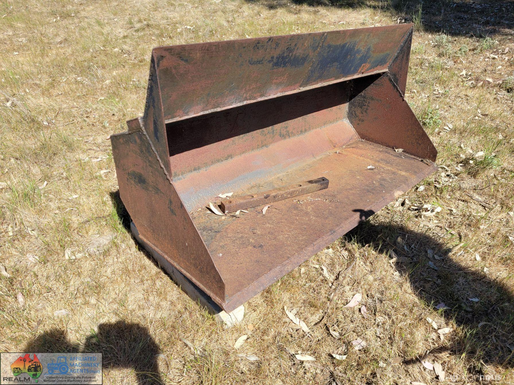 Steel FEL Bucket 6ft wide - photo 2
