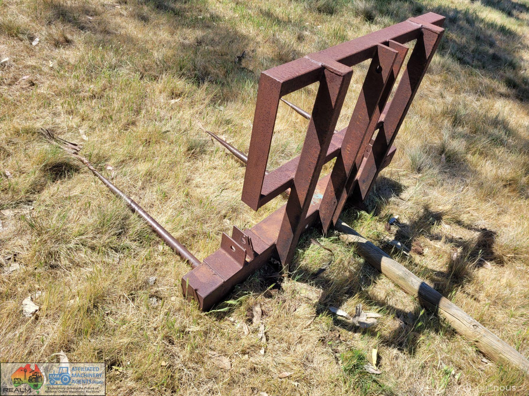 H/Duty 3 Prong Hay Forks - photo 3
