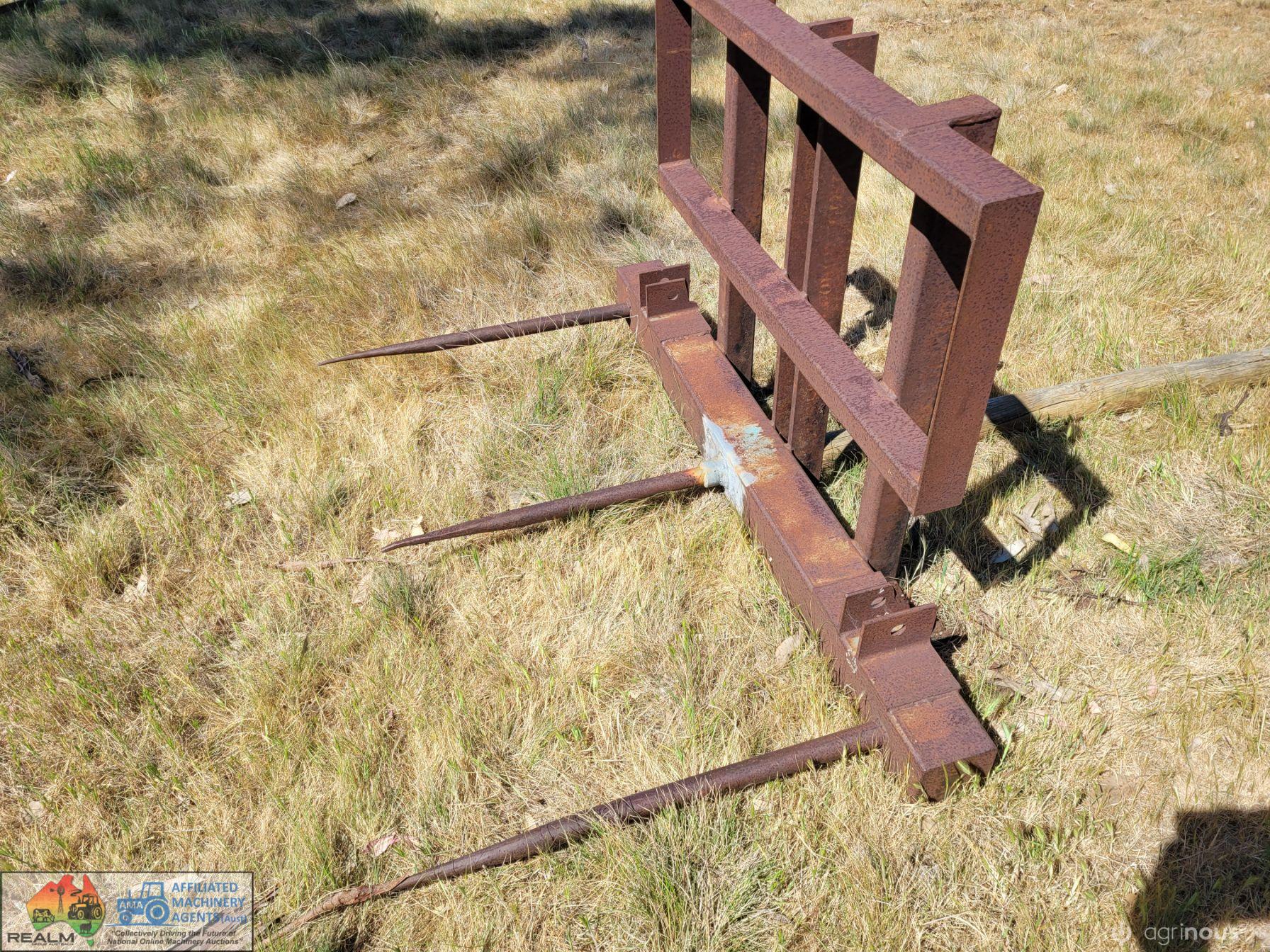 H/Duty 3 Prong Hay Forks - photo 2