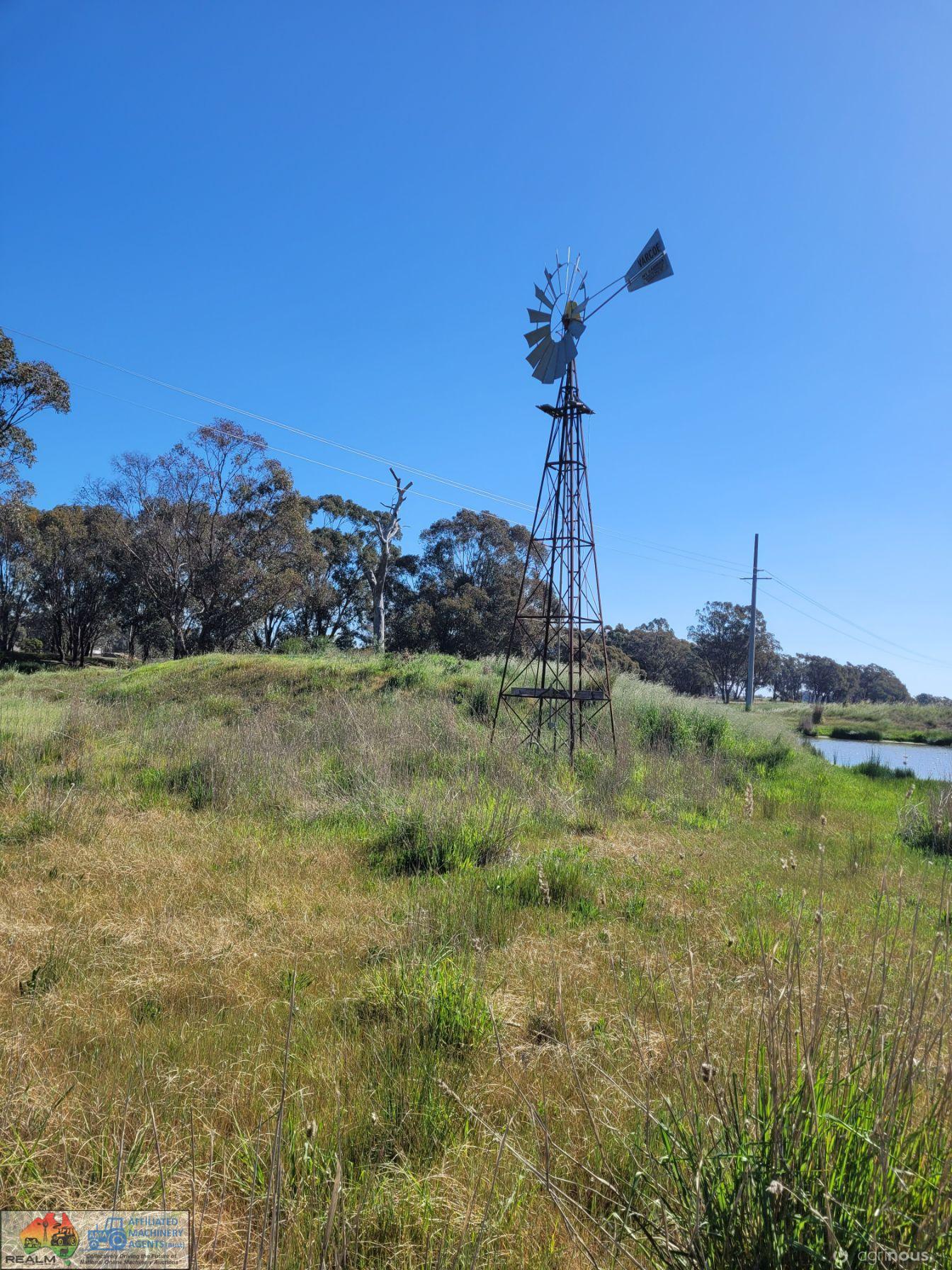 20ft Working Windmill with 6ft Fan
