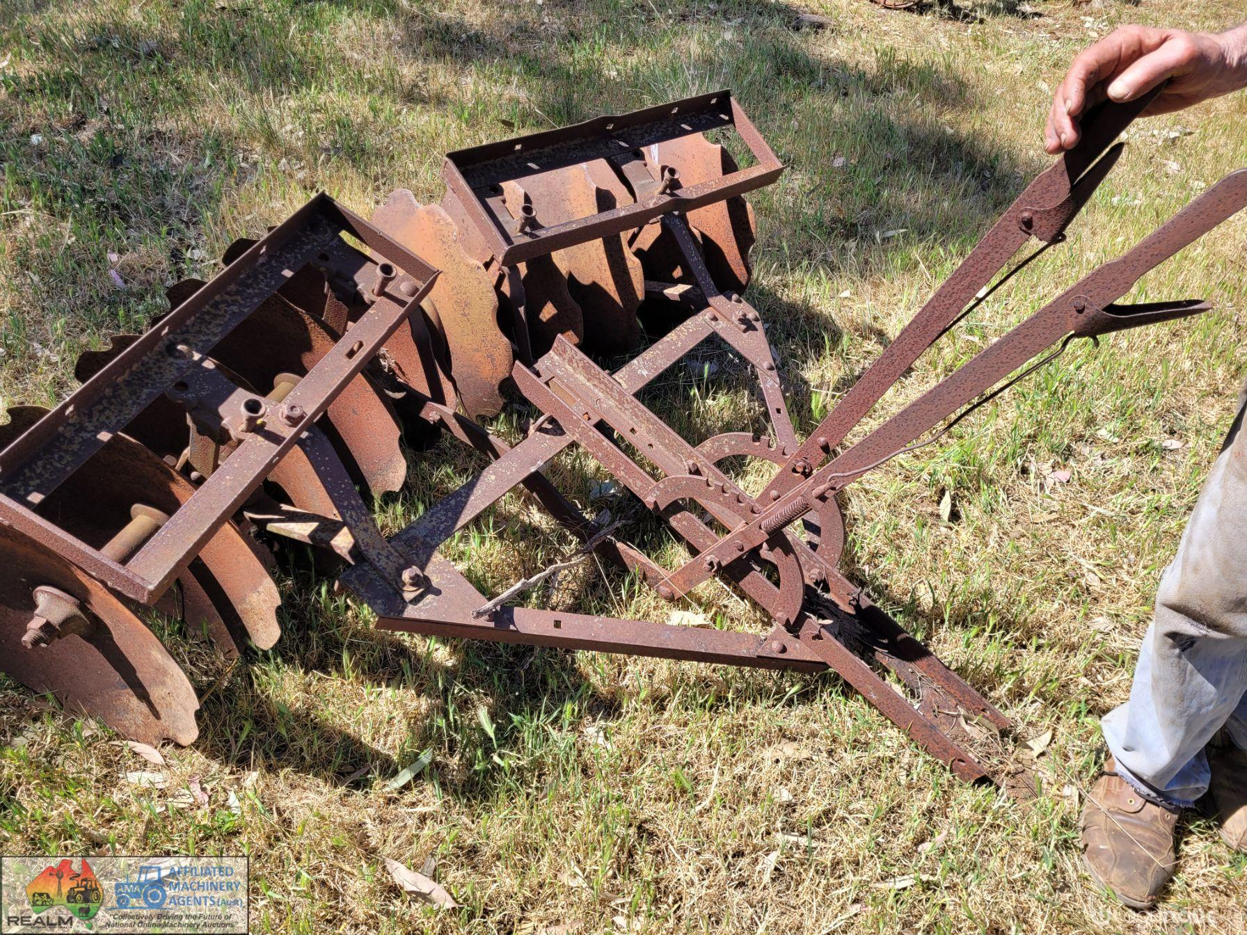 Adjustable Off-set Disc Plough - photo 2