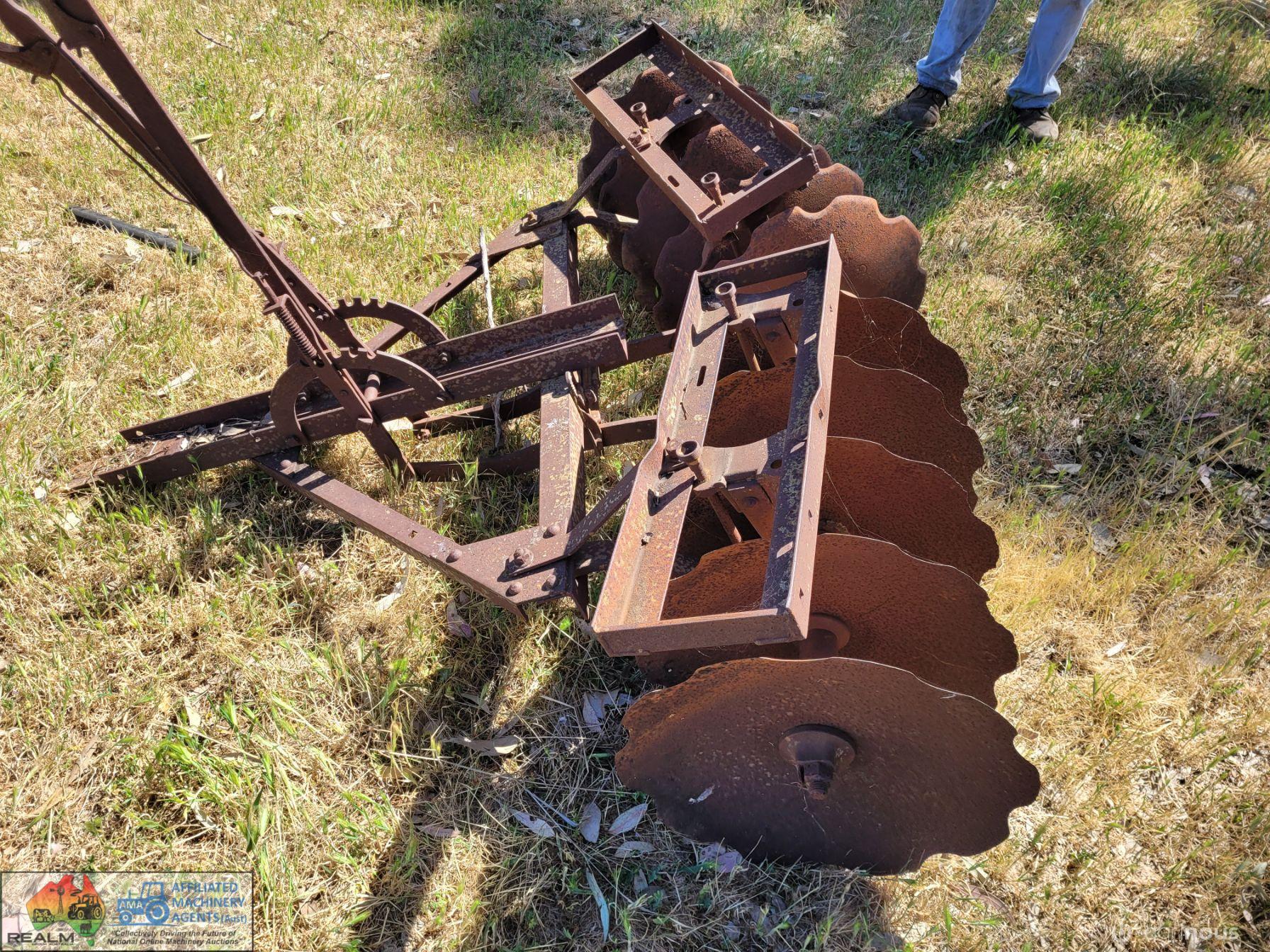 Adjustable Off-set Disc Plough - photo 3