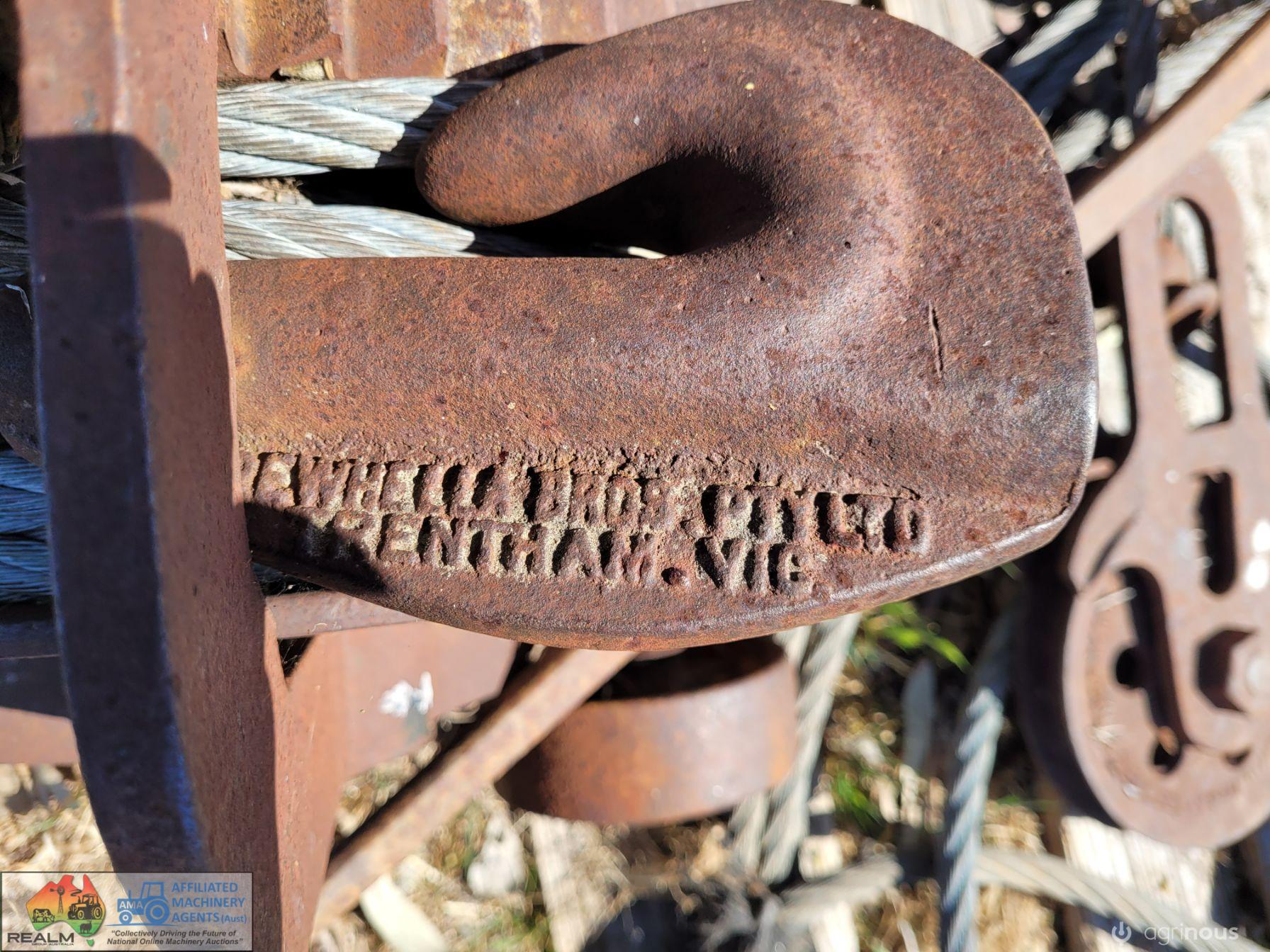 Antique Trewalla Cable Tree Puller - photo 3