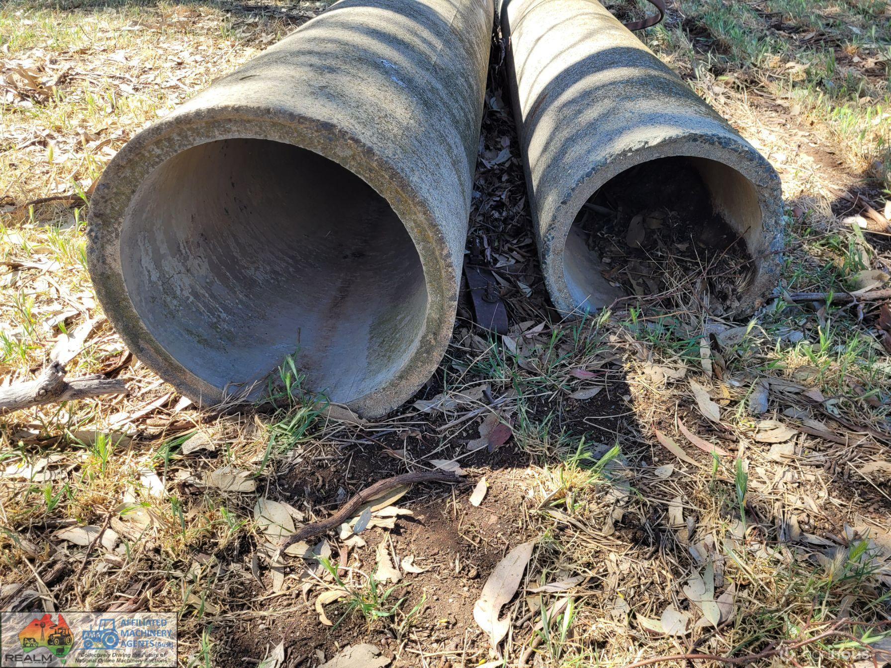 2x 8ft Concrete Pipes ( 10" & 14") - photo 4
