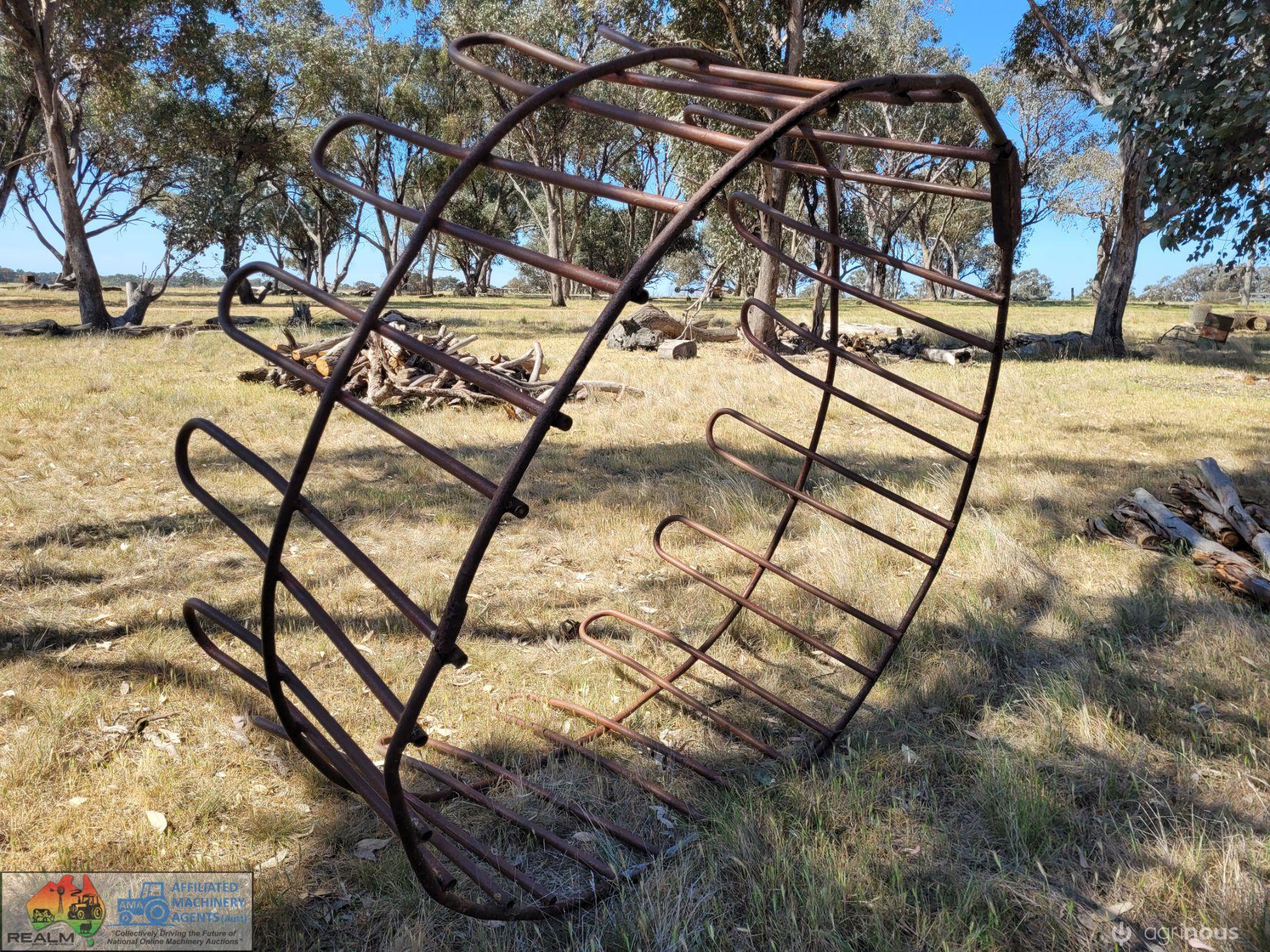 Cattle Hay Ring - photo 4