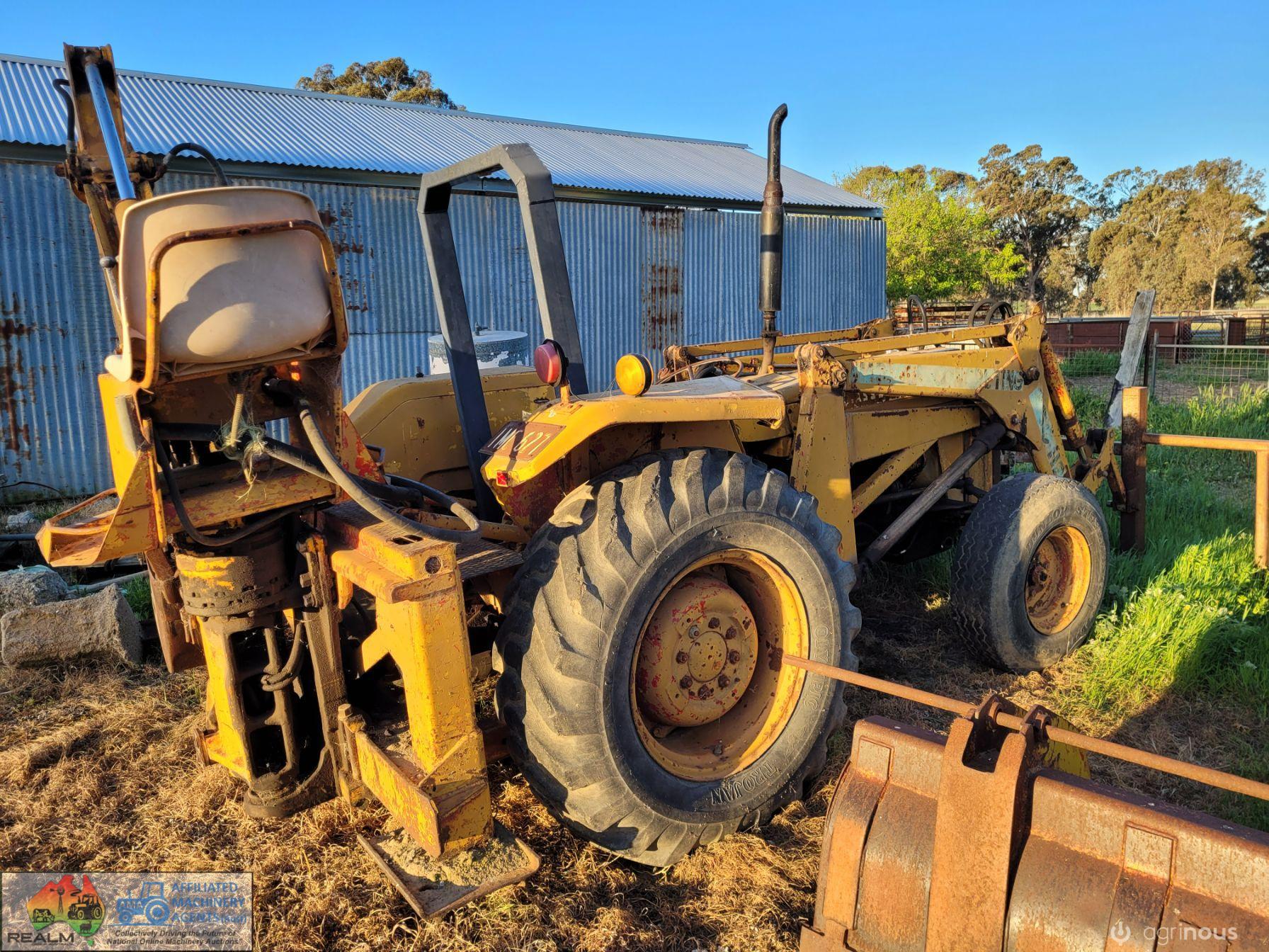 MF-202 Industrial FEL Tractor/Backhoe - photo 6