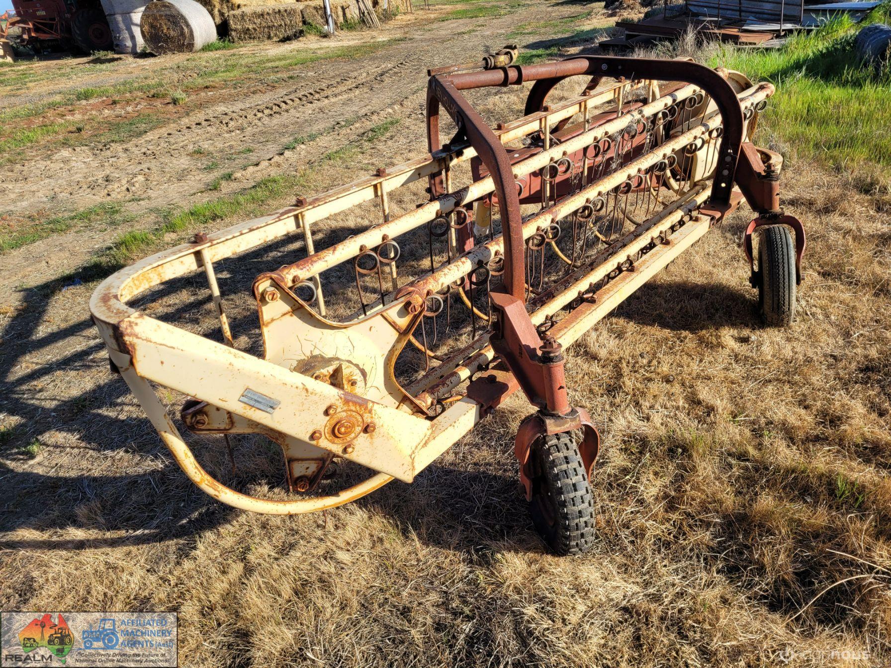 NH-57 PTO Drive 3pl Hay Rake 8ft - photo 2