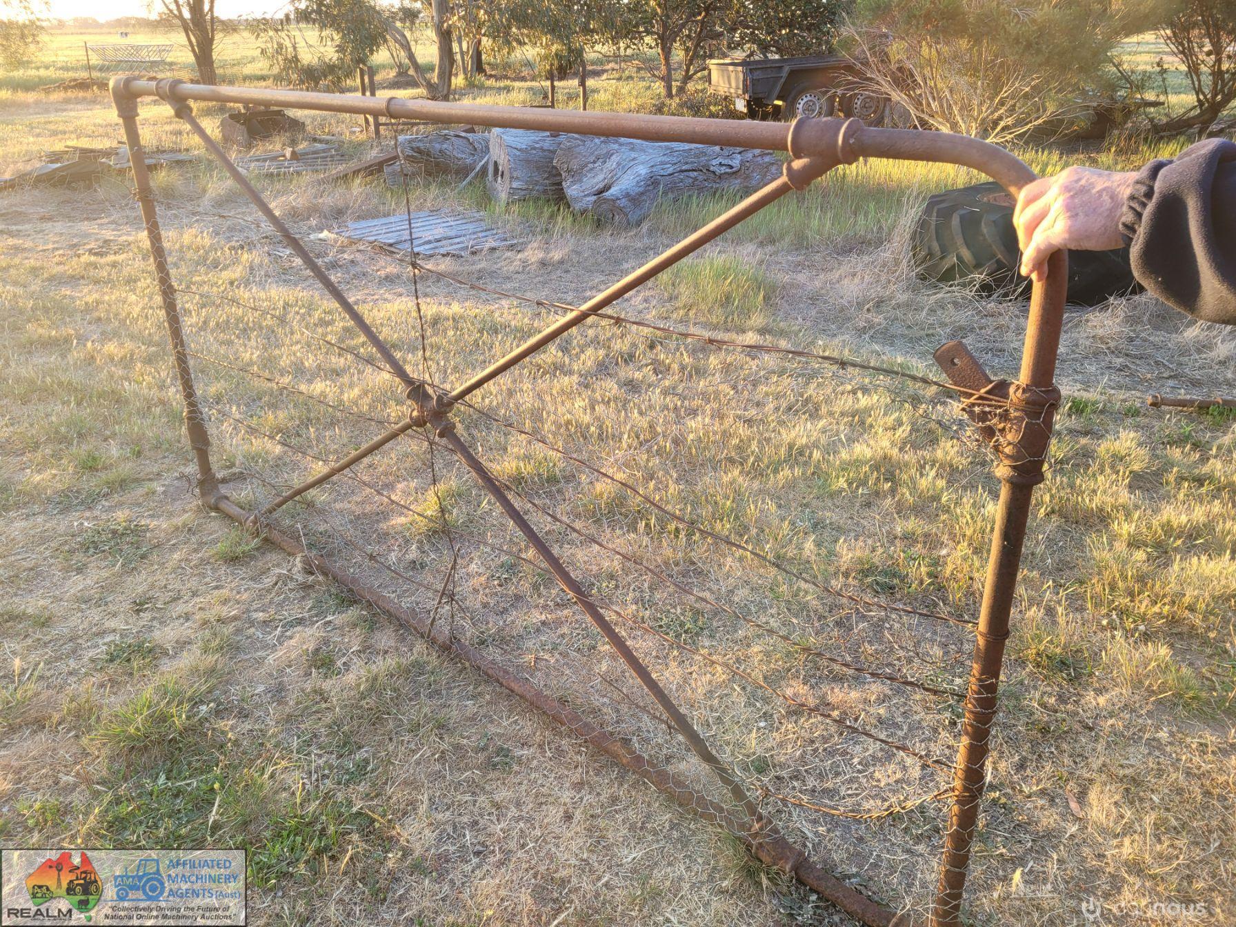 8ft McKay Gate (Good cond.) - photo 2