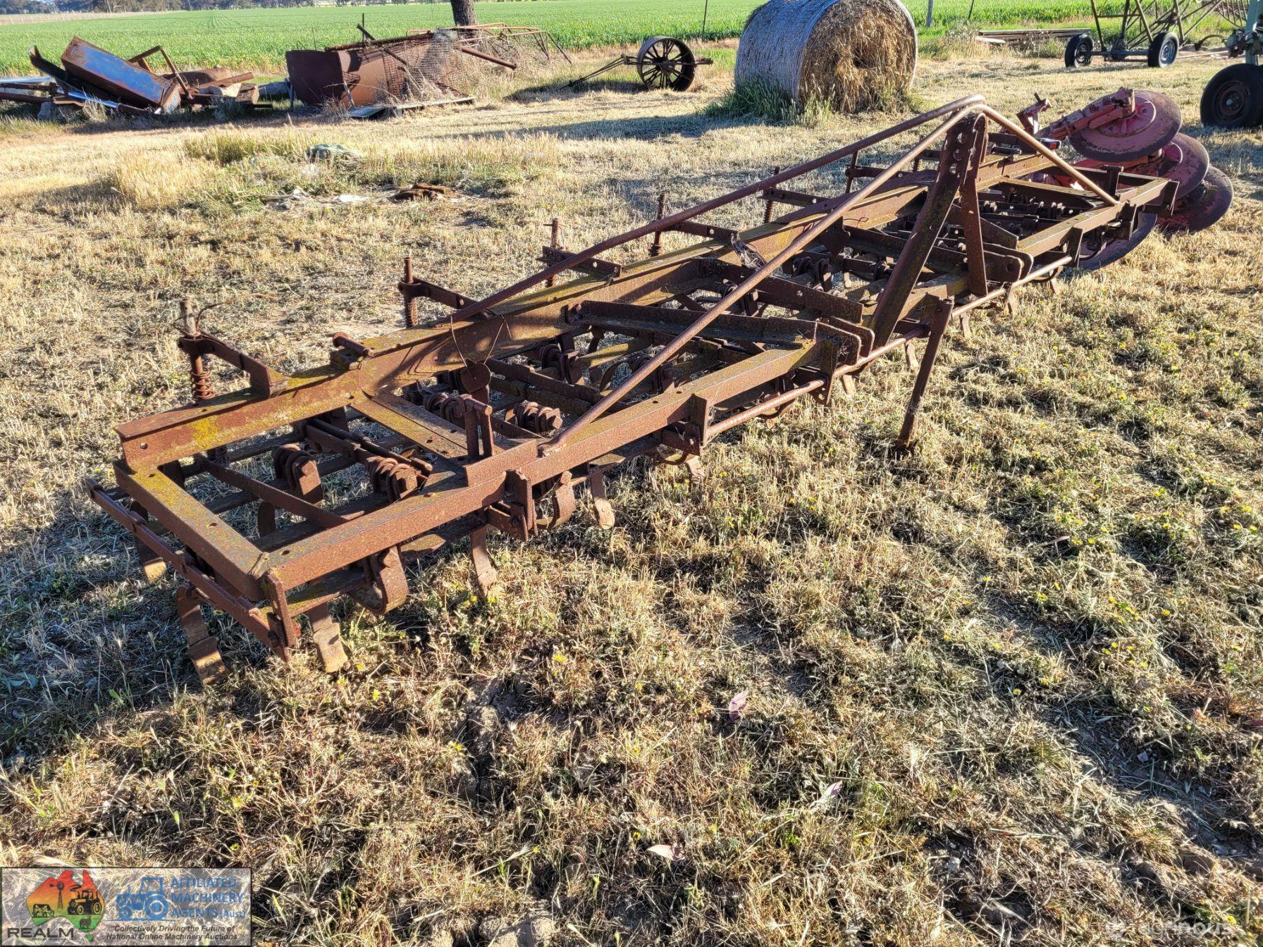 40 Tyne Cultivator Bar - photo 3
