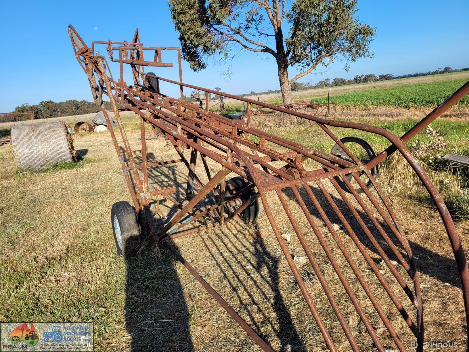 Square Bale Hay Elevator - photo 3