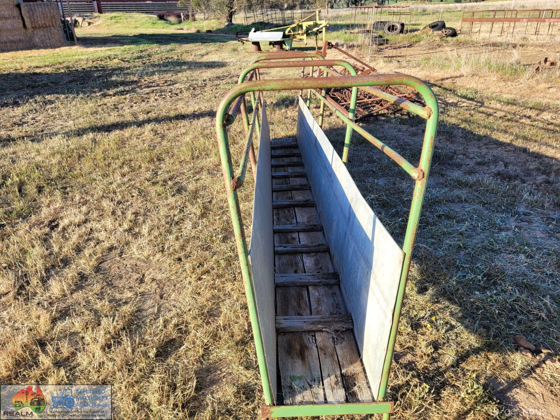 Steel Frame Sheep Loading Race 13ft - photo 4