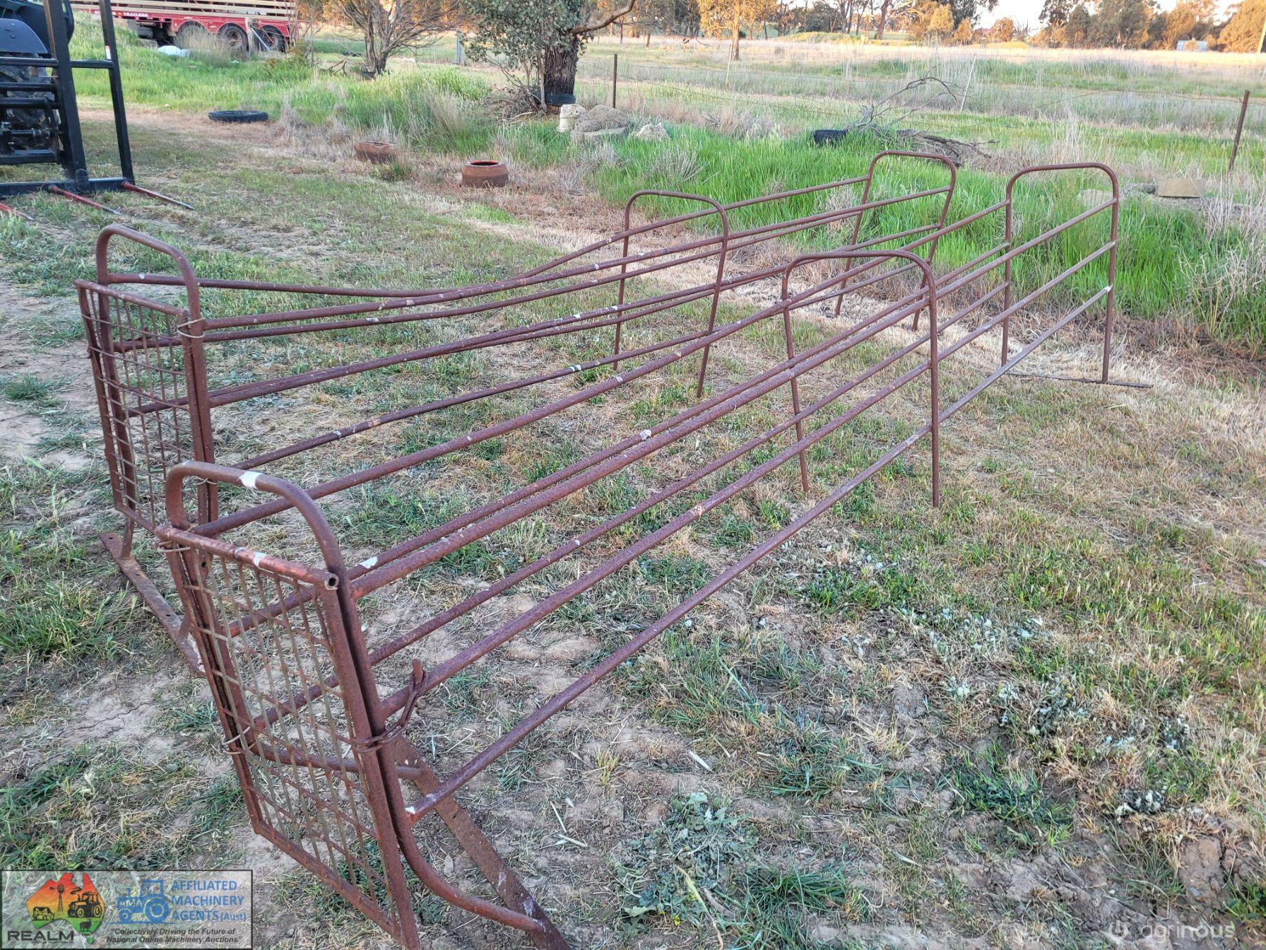 2x Portable Sheep Race Frames 12'6" - photo 2