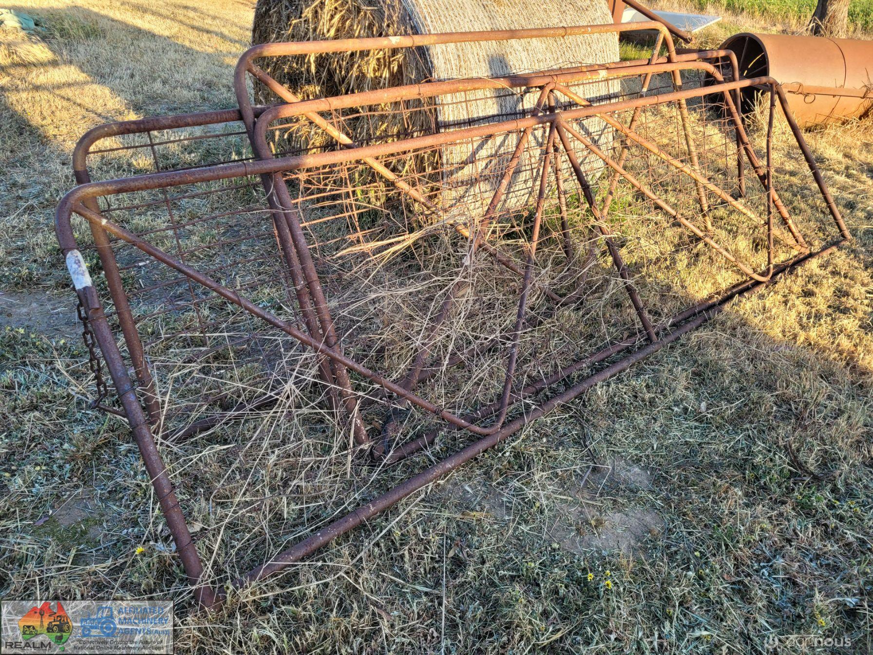 4x Farm Gates (2x12ft, 1x7ft, 1x7'6") - photo 2