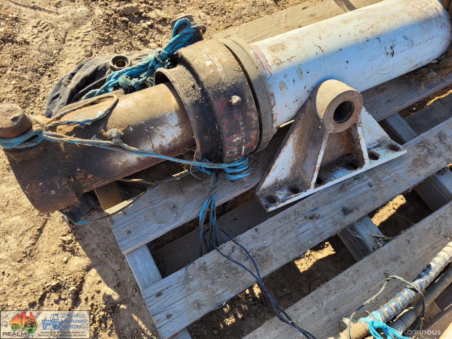 4 Stage Edbro Hoist - photo 4