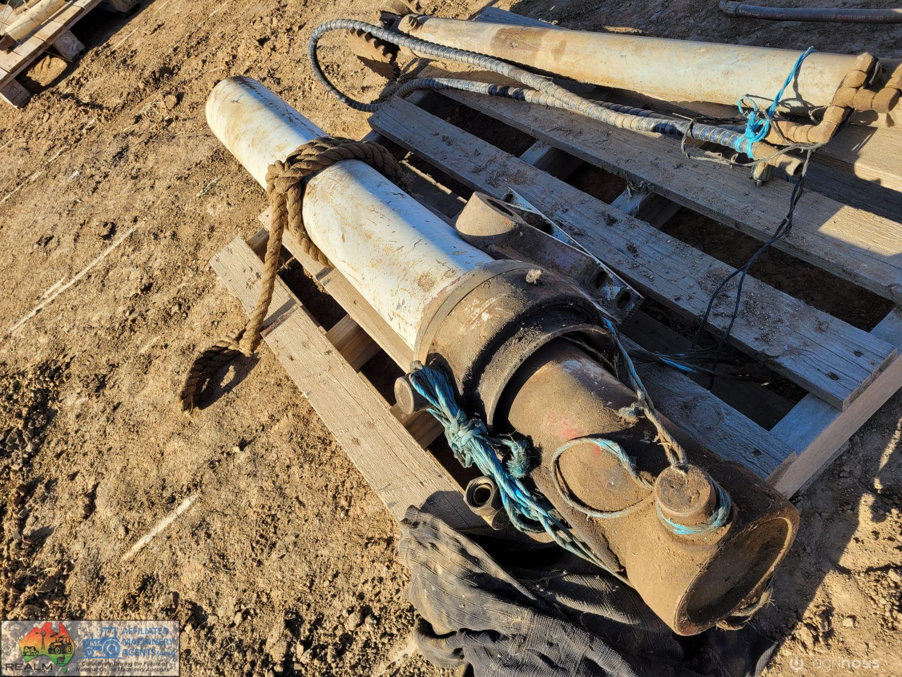 4 Stage Edbro Hoist - photo 2