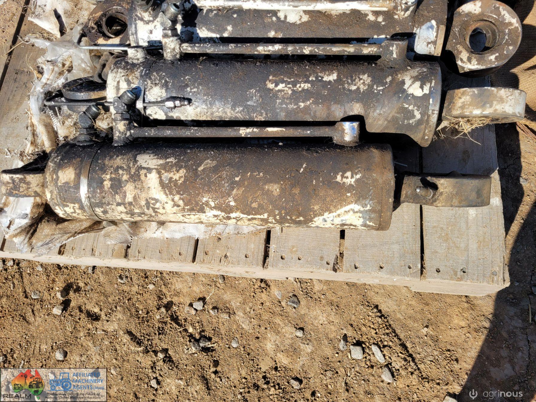 2x H/Duty Hydraulic Rams (No.1) - photo 4