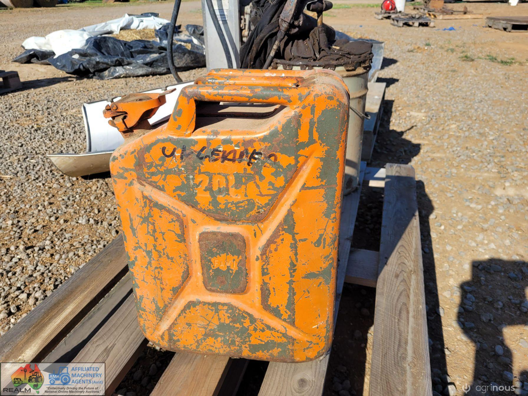 20ltr Jerry Can (No rust holes)