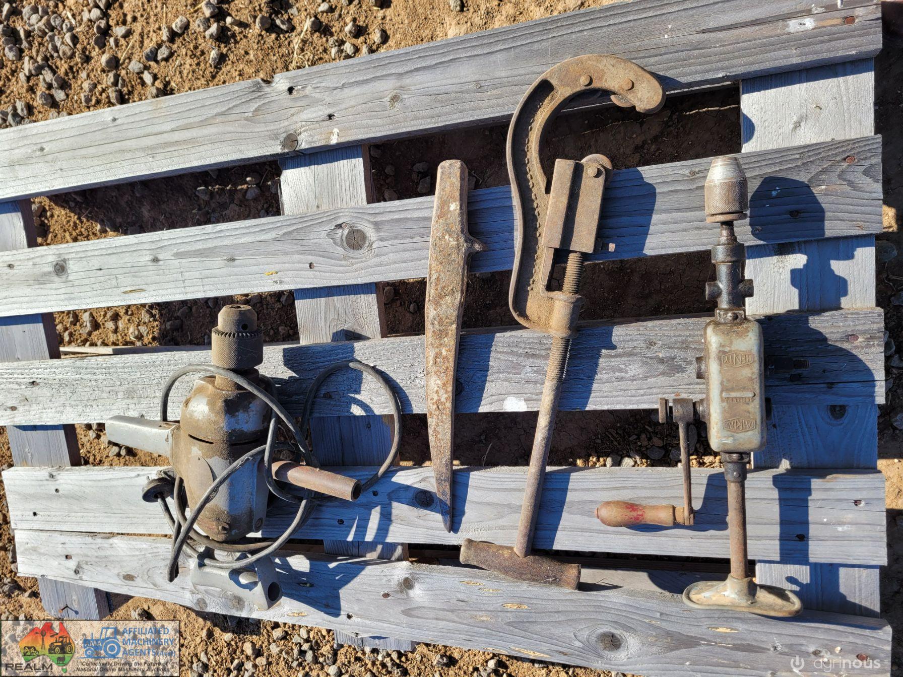 Pipe Cutter & 2x Electric Drills