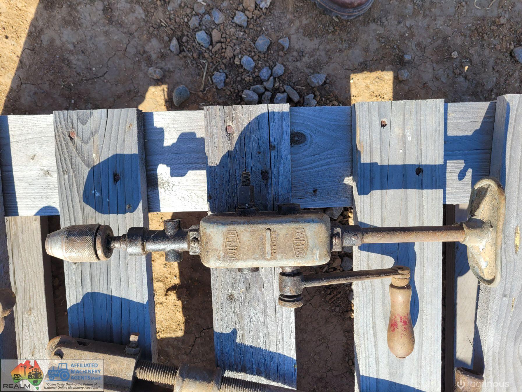 Pipe Cutter & 2x Electric Drills - photo 5